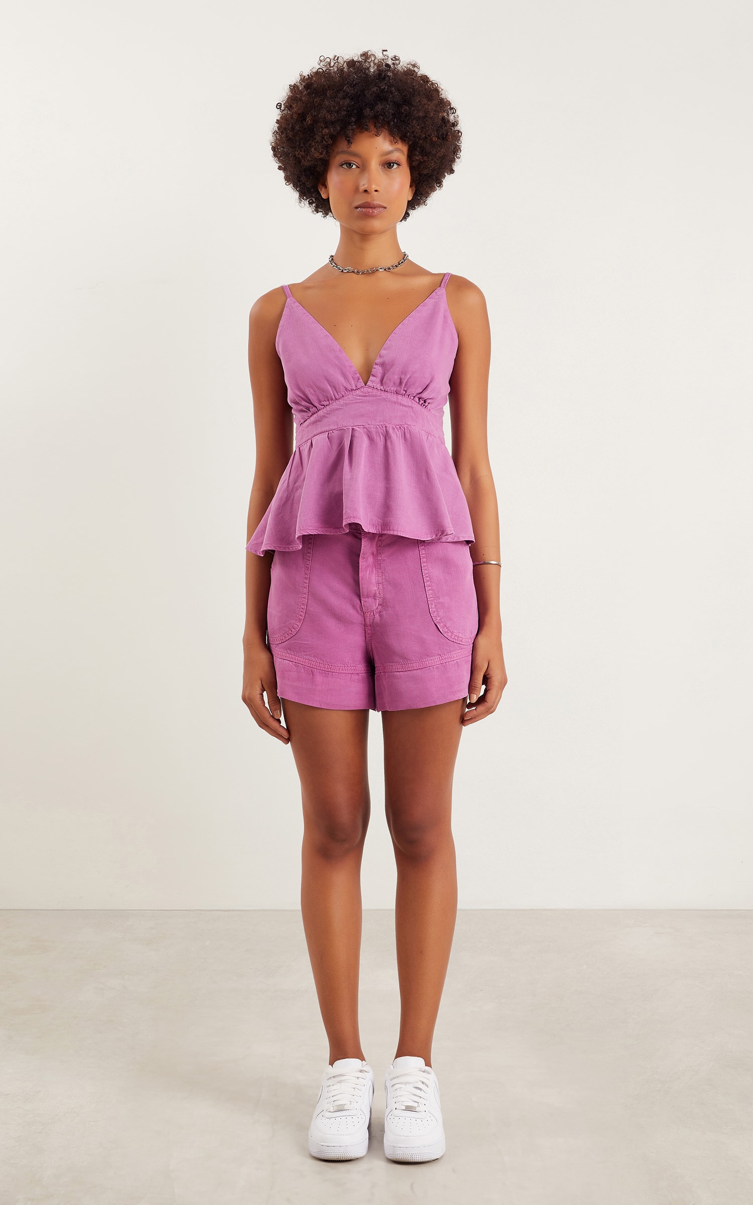 Short Clochard Bolsos Frontais Fucsia
