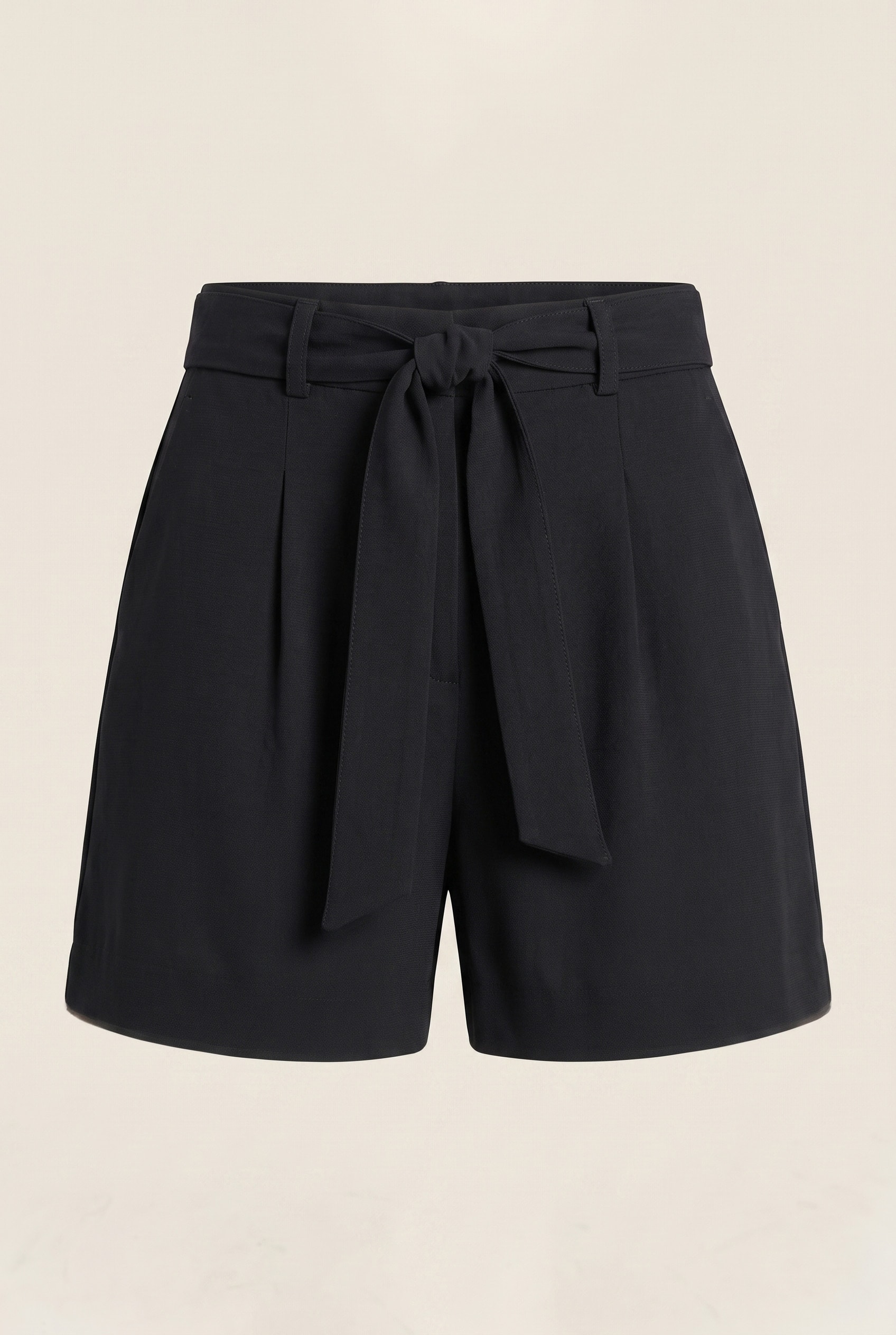 Short Curto Compass Preto