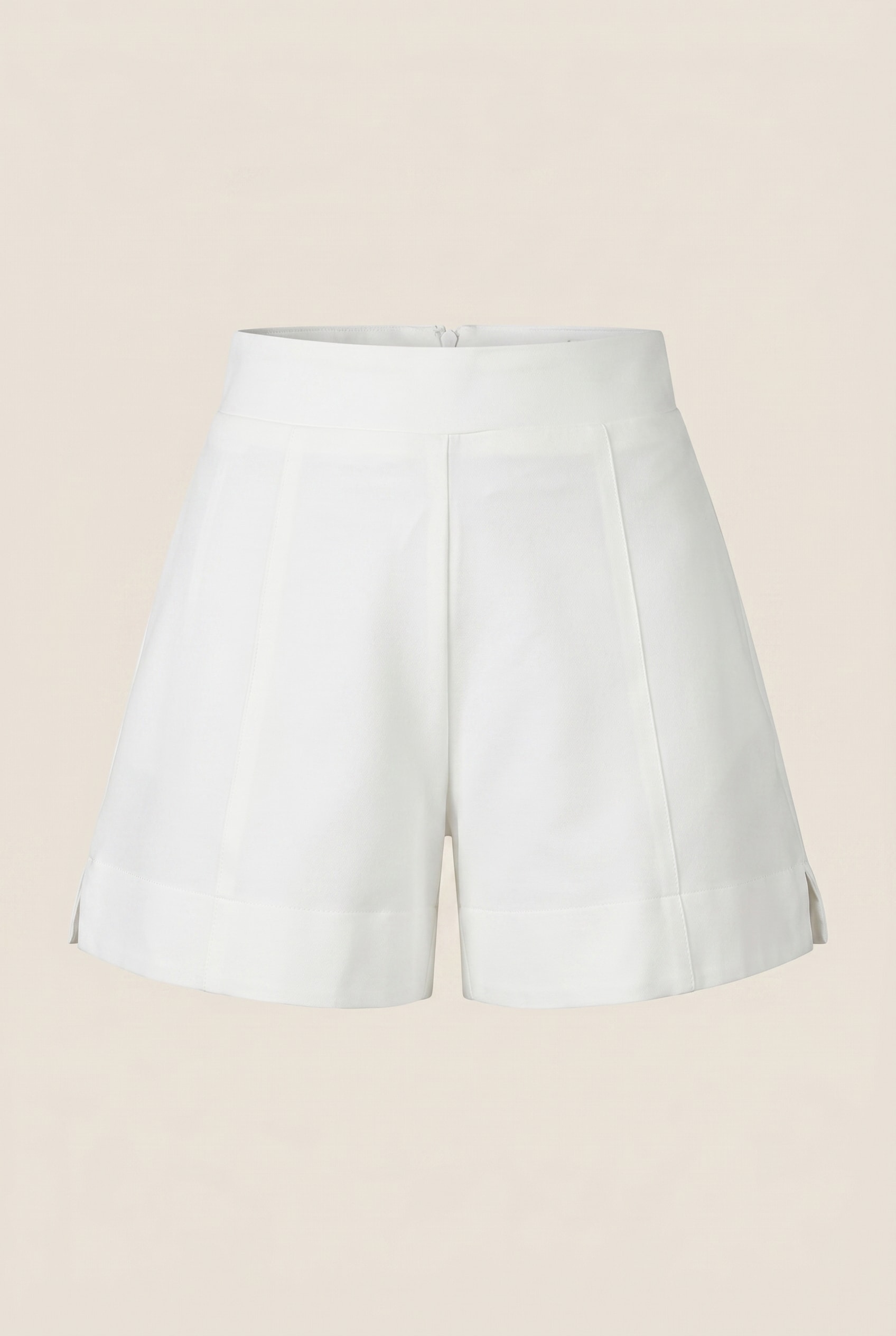 Short Detalhe Cos Matcha Off White