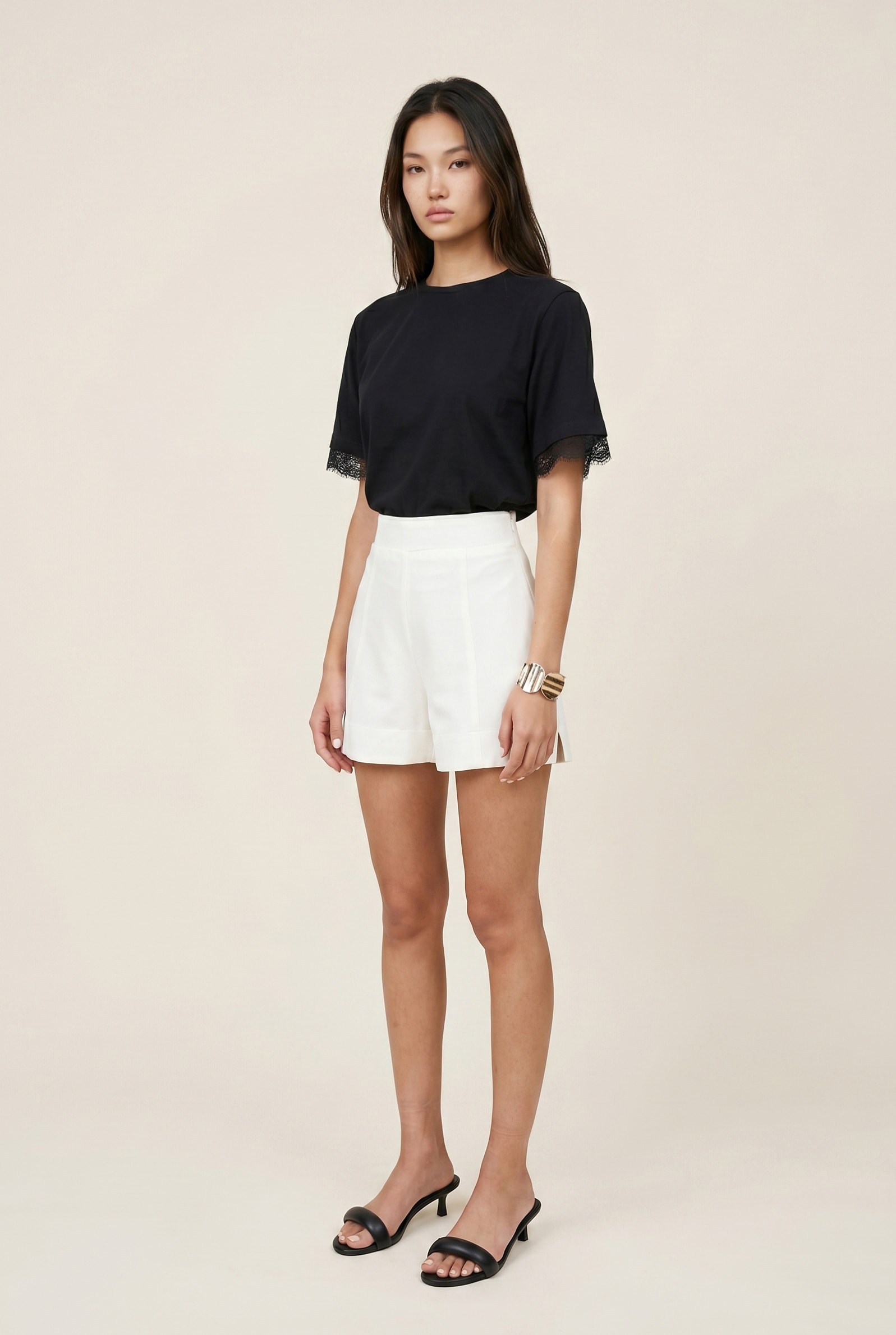 Short Detalhe Cos Matcha Off White