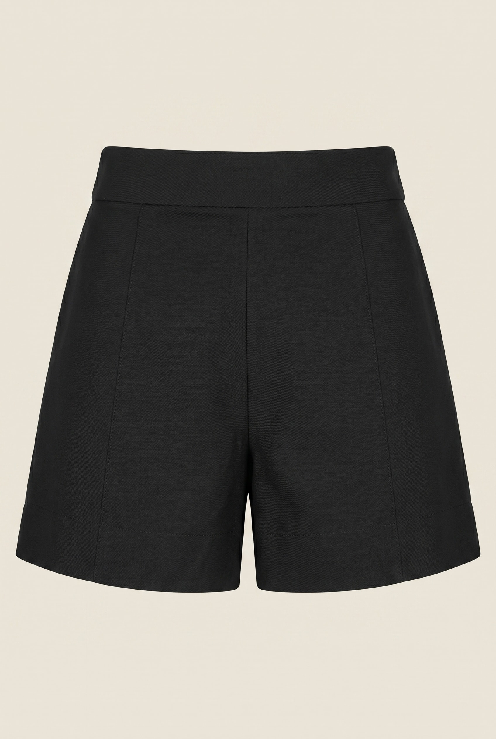 Short Detalhe Cos Matcha Preto