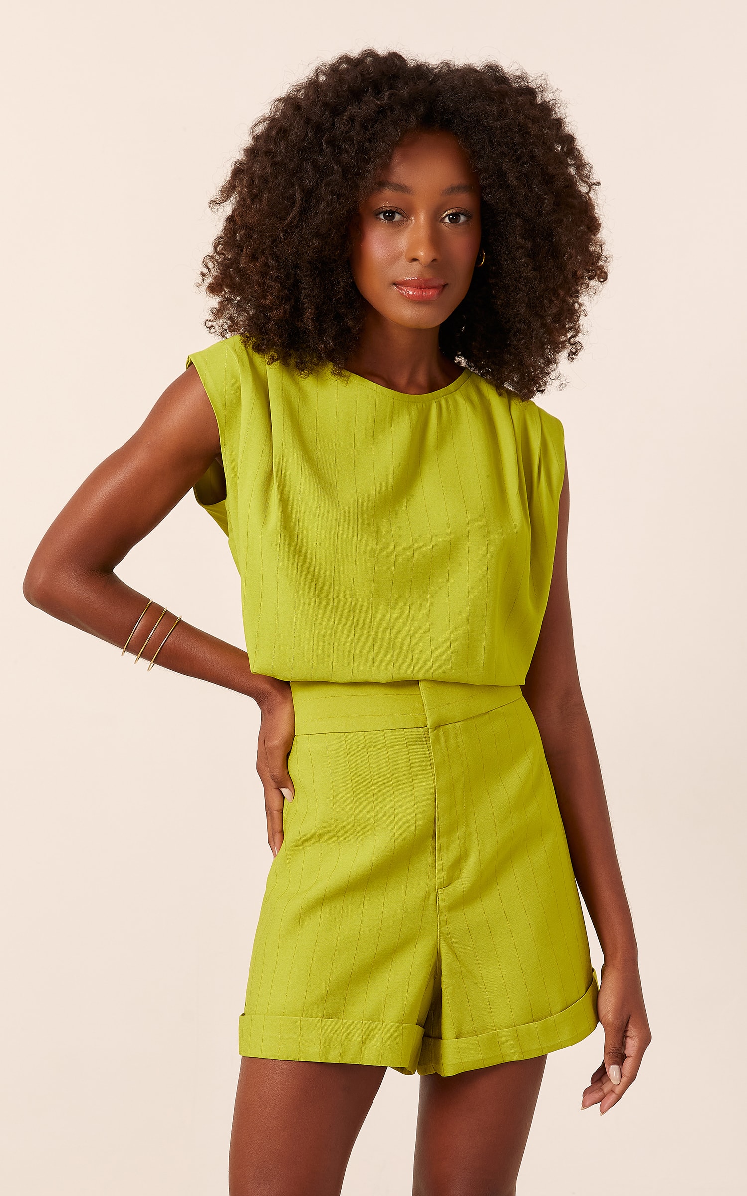 Short Elemento Alfaiataria Verde