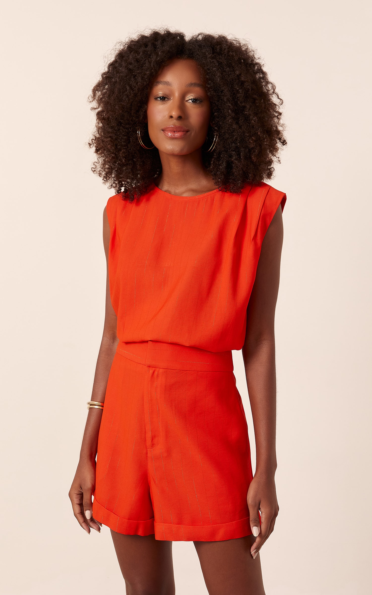 Short Elemento Alfaiataria Vermelho