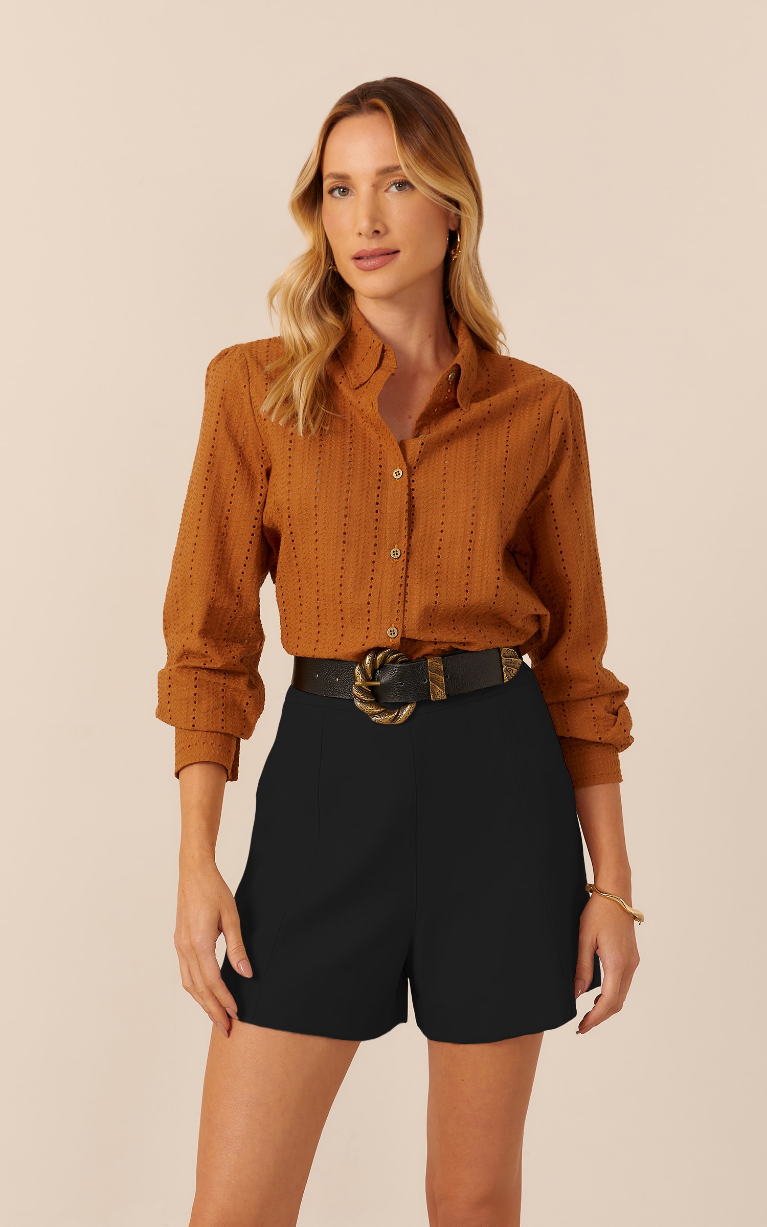 Short Encanto Alfaiataria Preto
