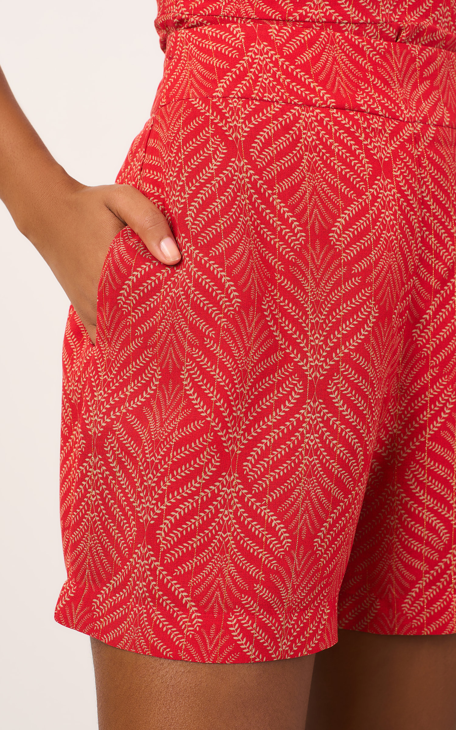 Short Estampa Nara Vermelho