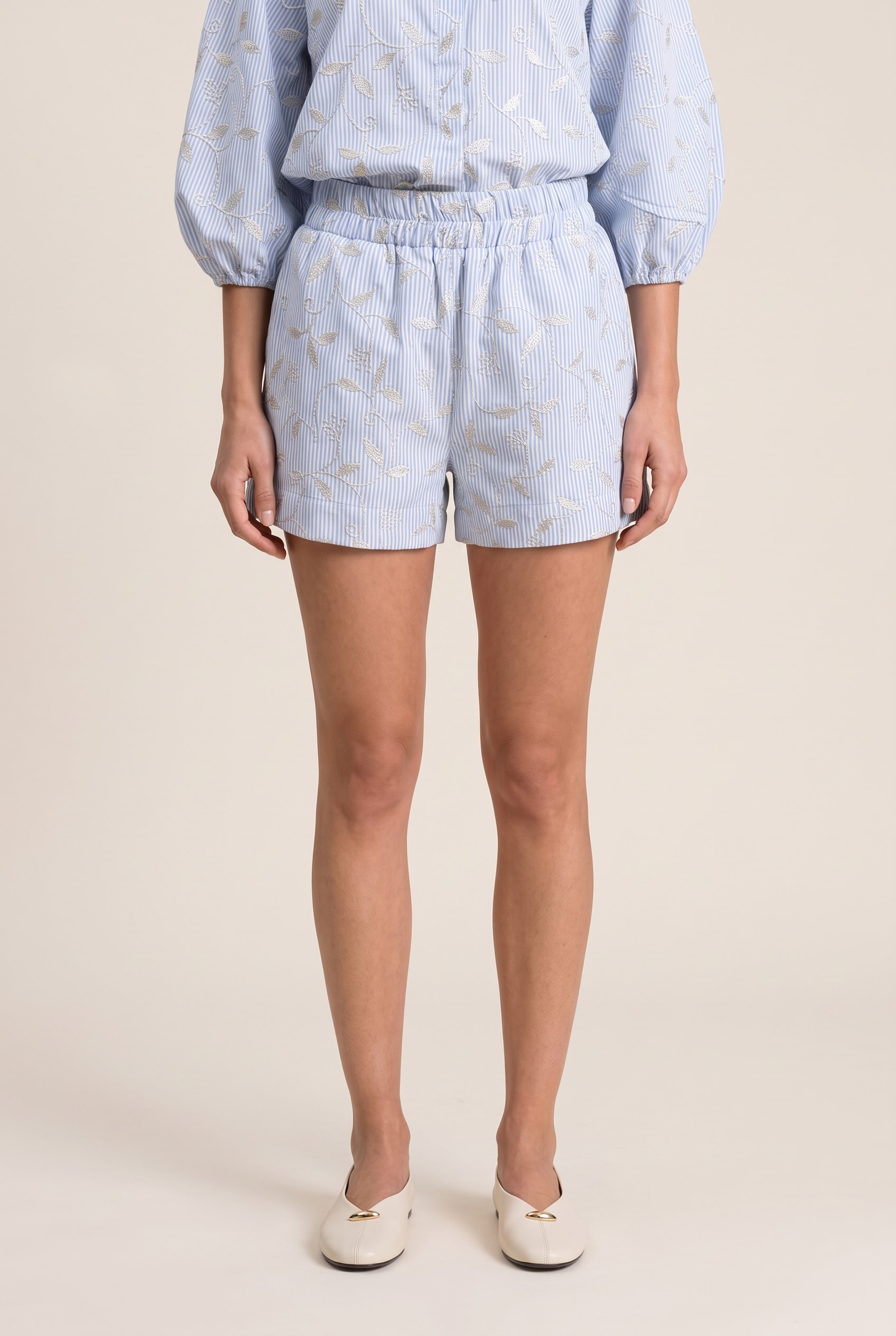 Short Listras Strike Baby Blue