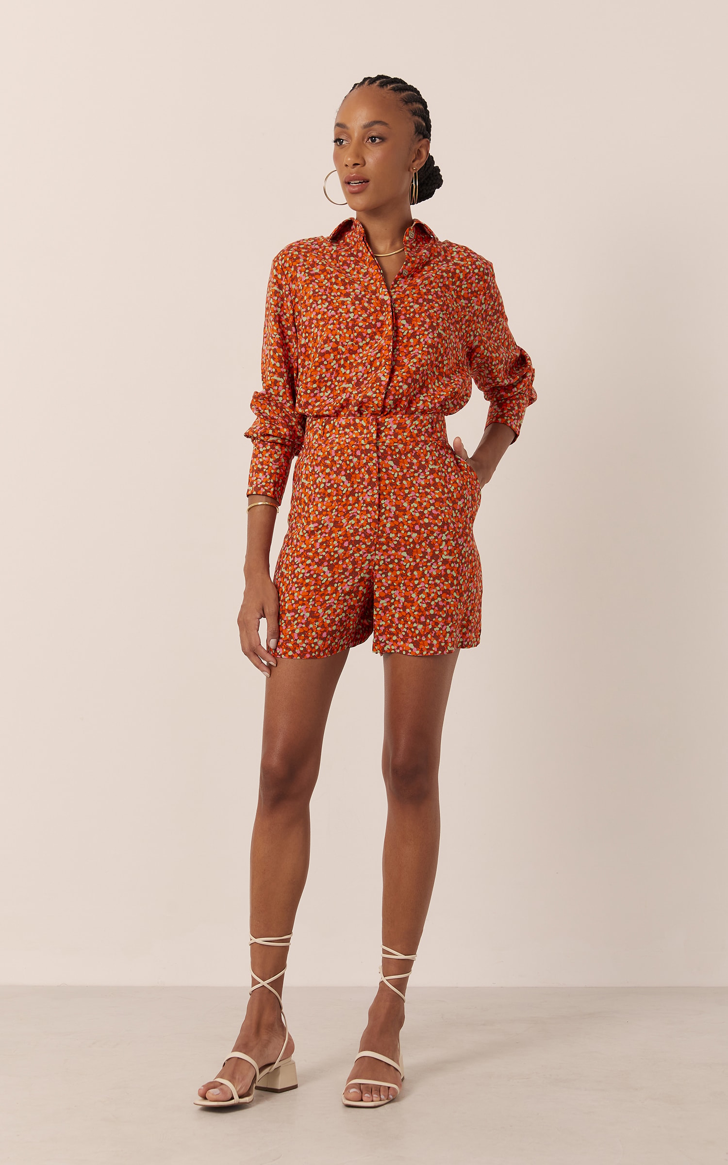 Short Lola Com Passador Coral