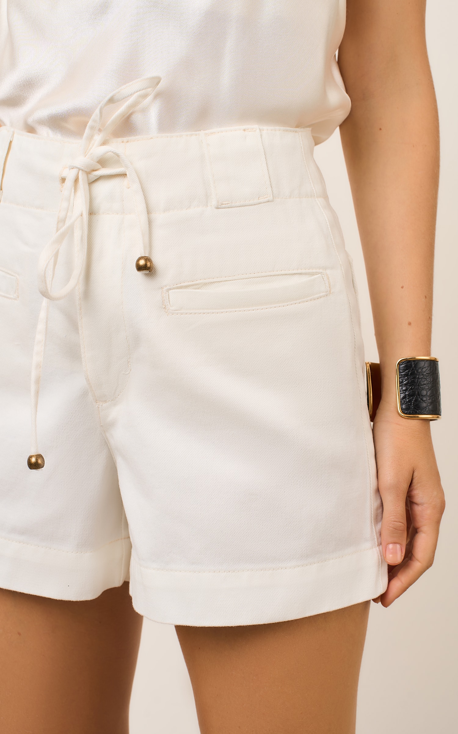 Short Sarja Pespontos Off White