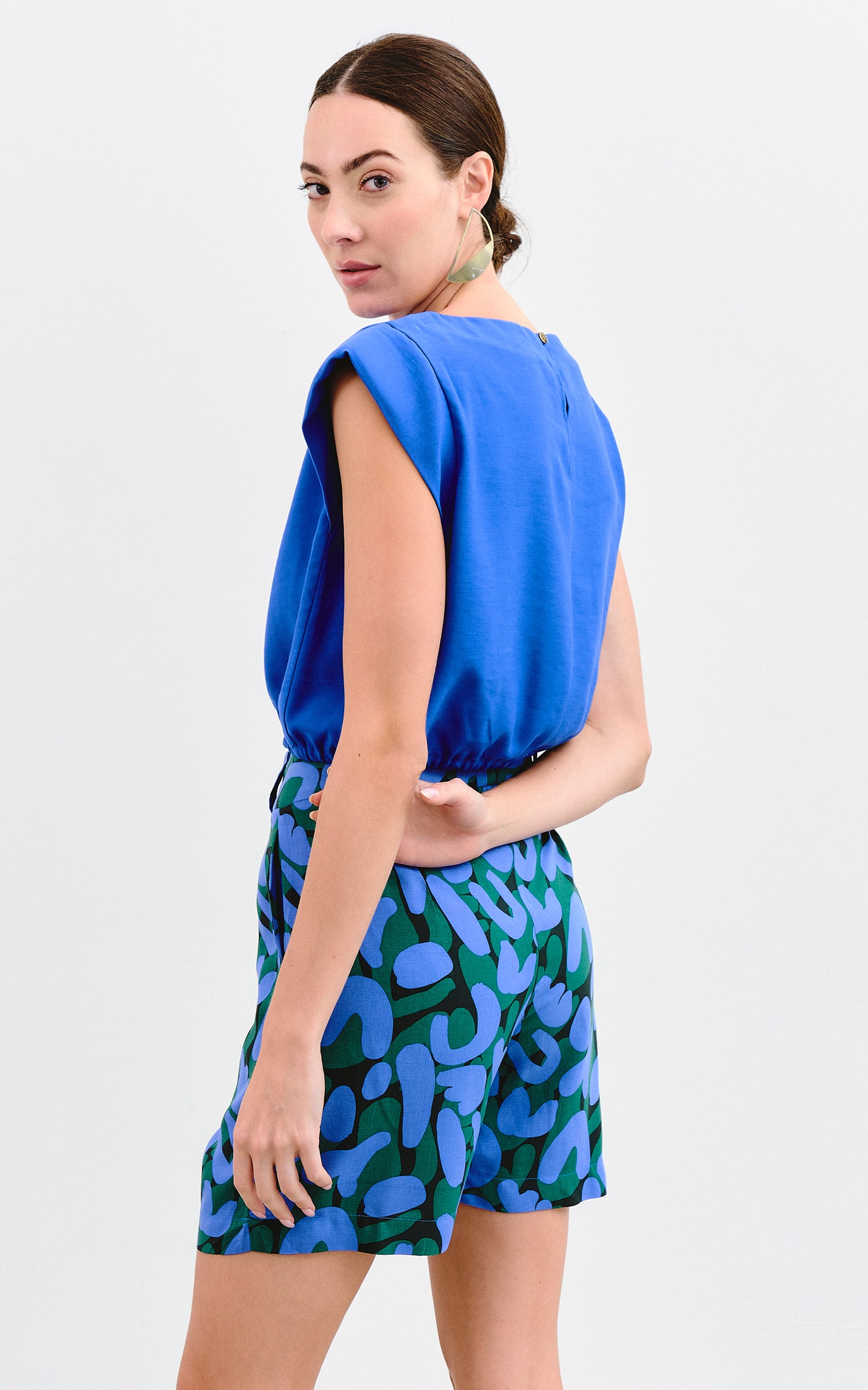 Short Tropical