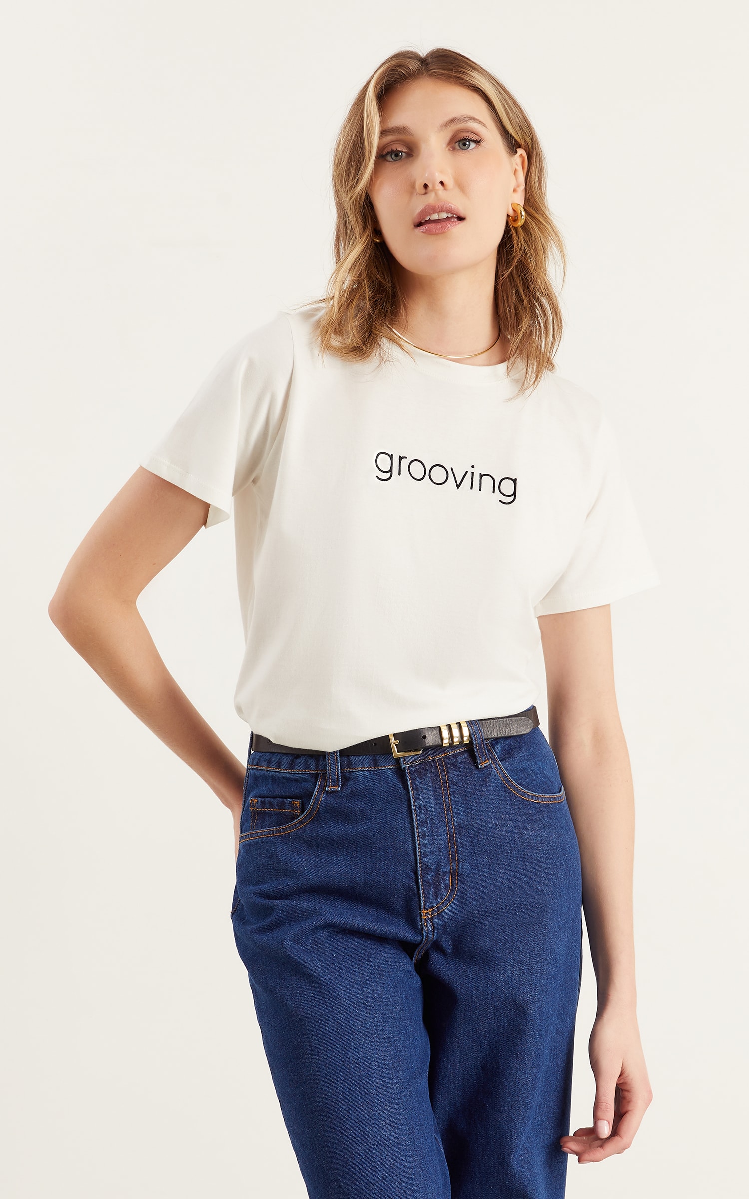 T-Shirt Bordada Grooving Off White
