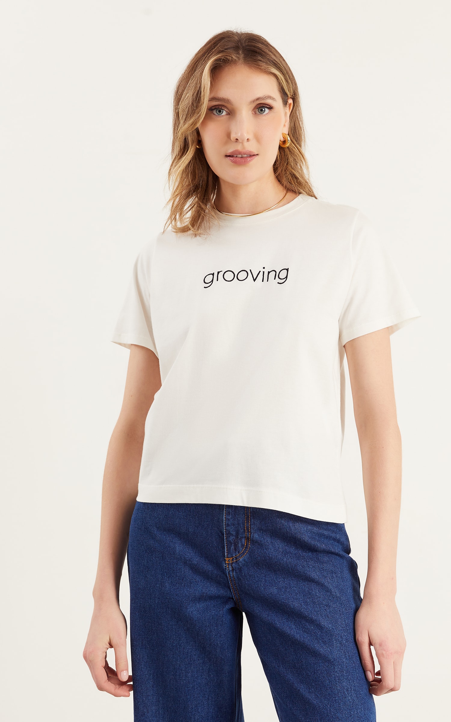T-Shirt Bordada Grooving Off White