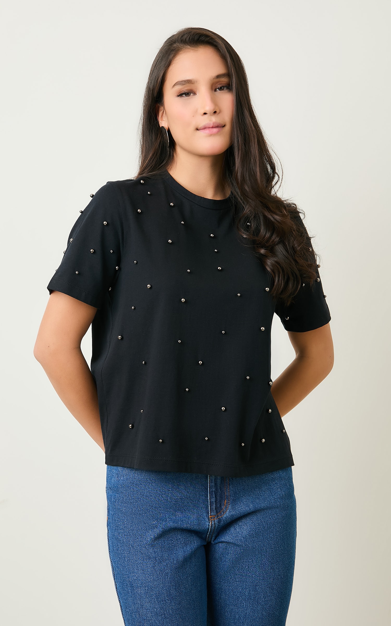 T-Shirt Bordada Perolas Preto