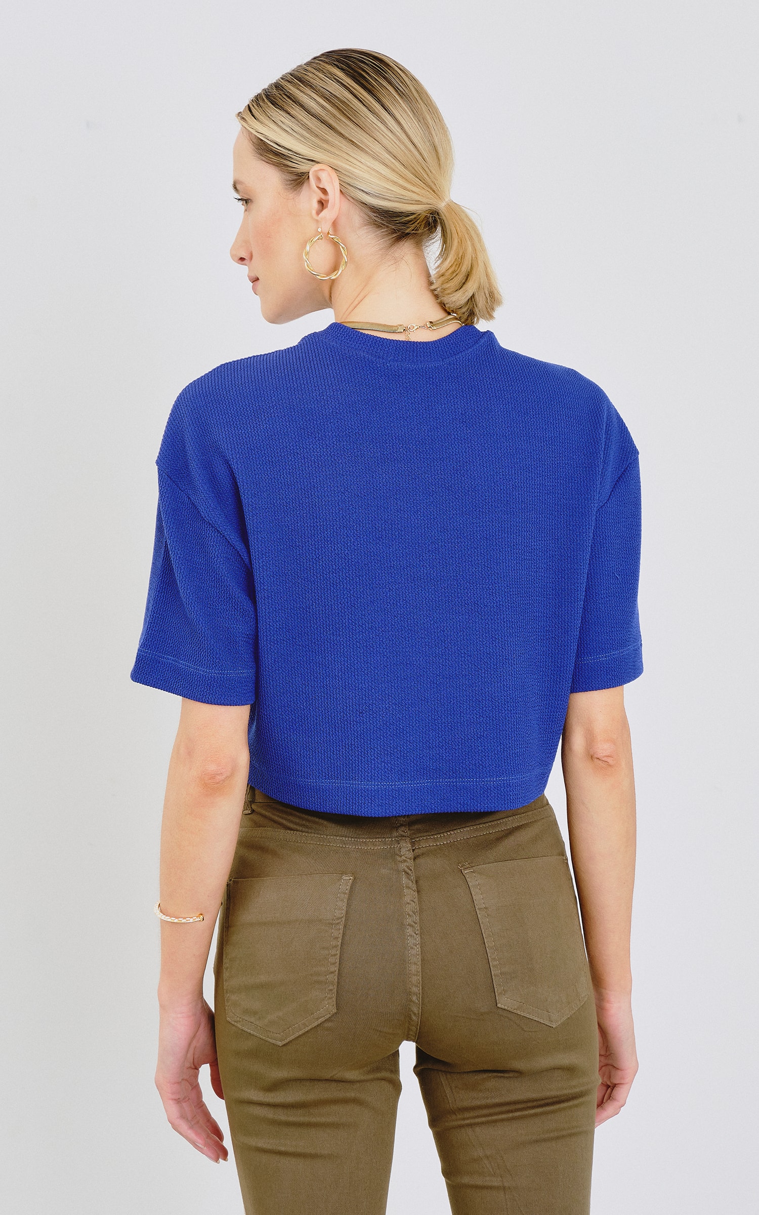 T-Shirt Cropped Malha Textura Azul