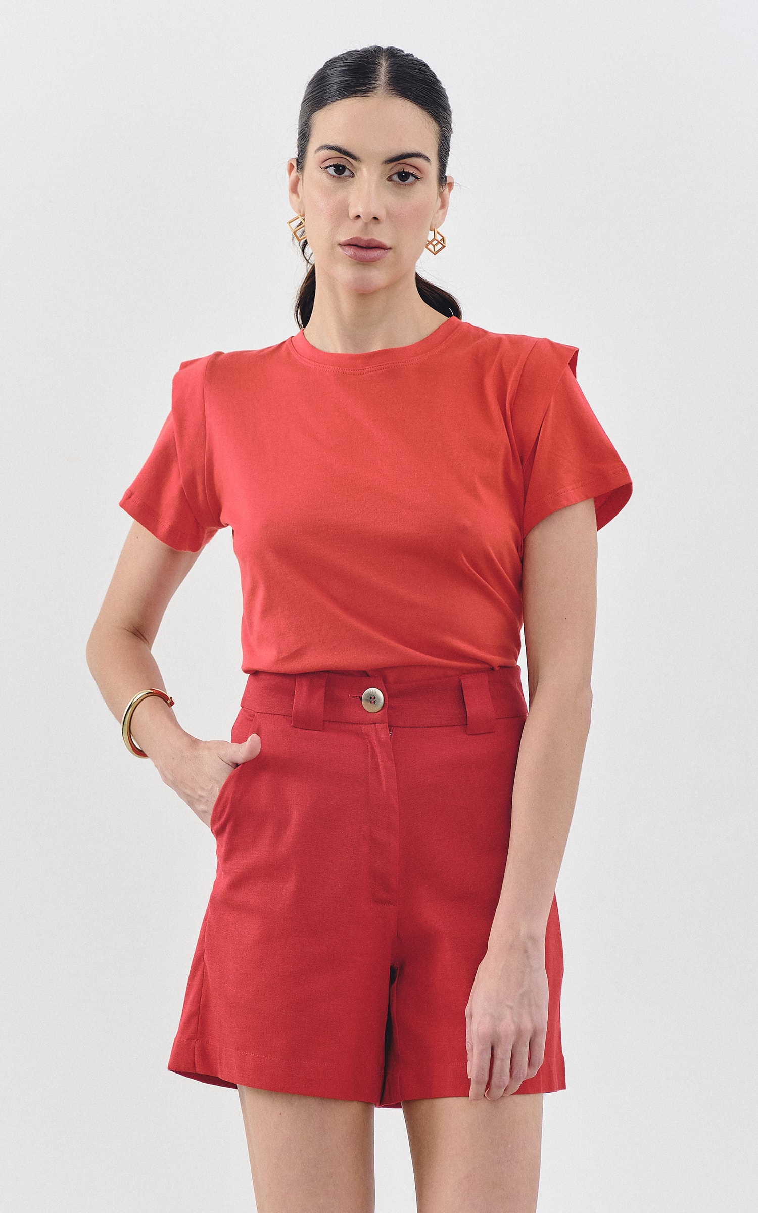 T-Shirt Malha Detalhe Ombro Vermelho