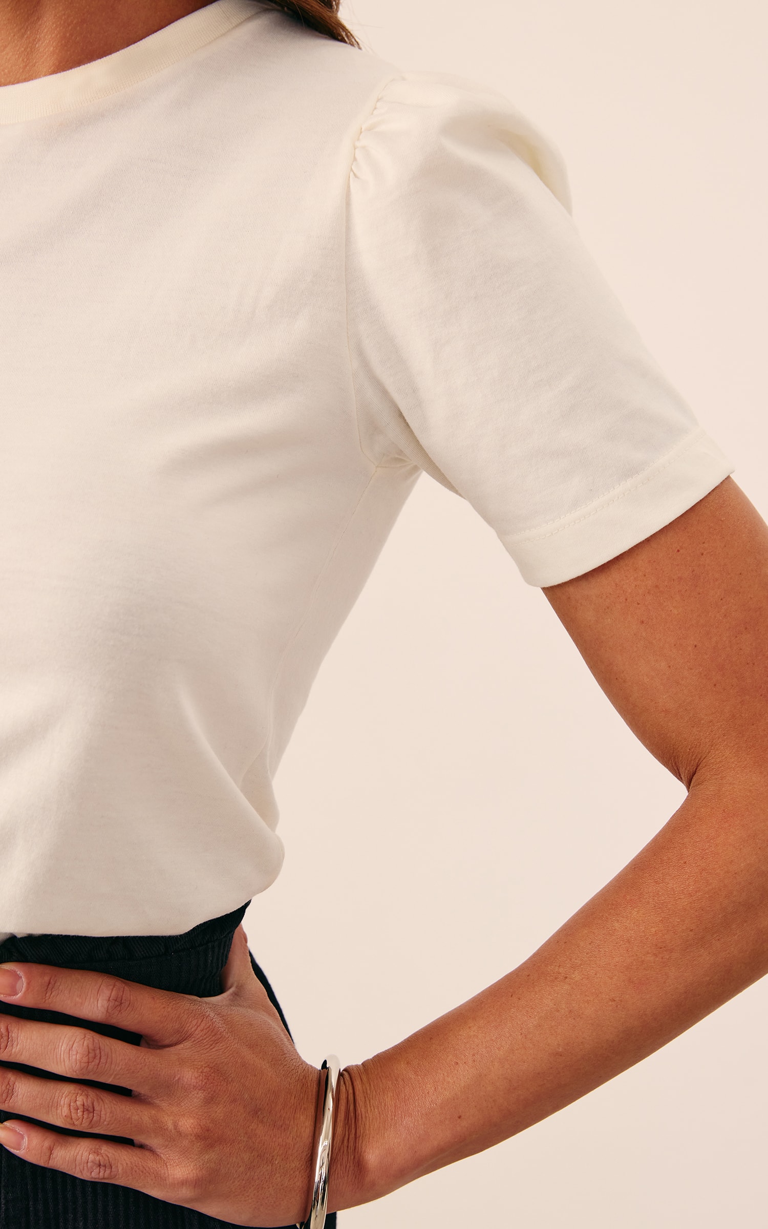 T-Shirt Malha Manga Bufante Off White