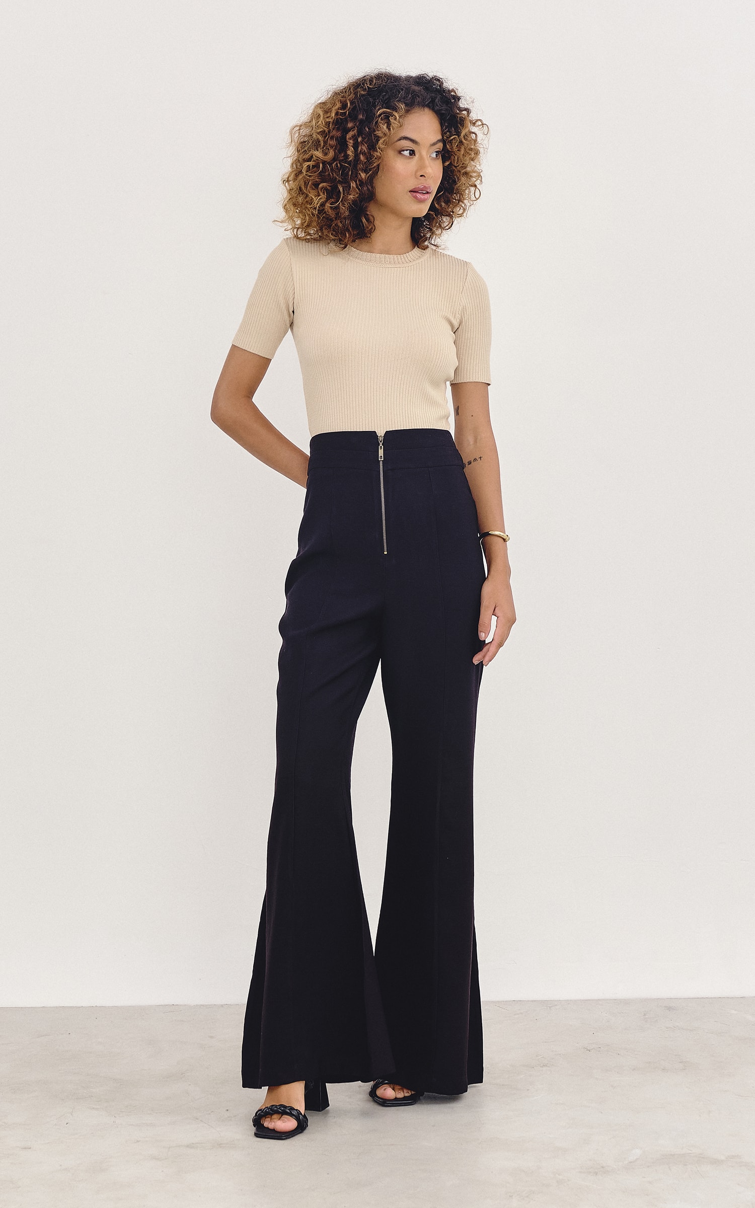 T-Shirt Tricot Canelada Basic Nude