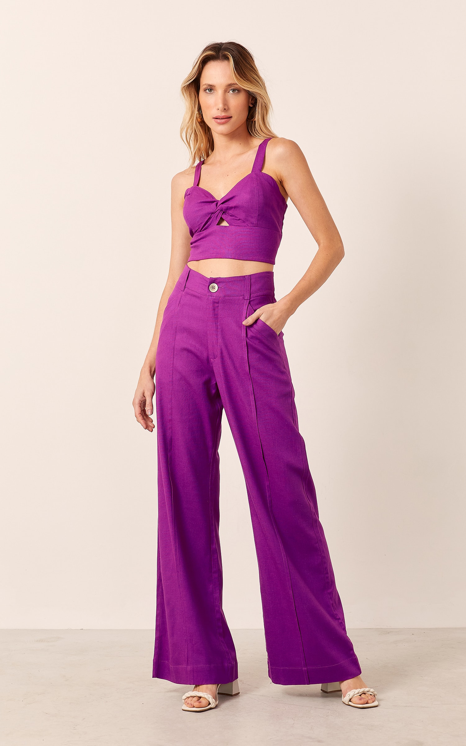 Top Raízes Detalhe Busto Roxo