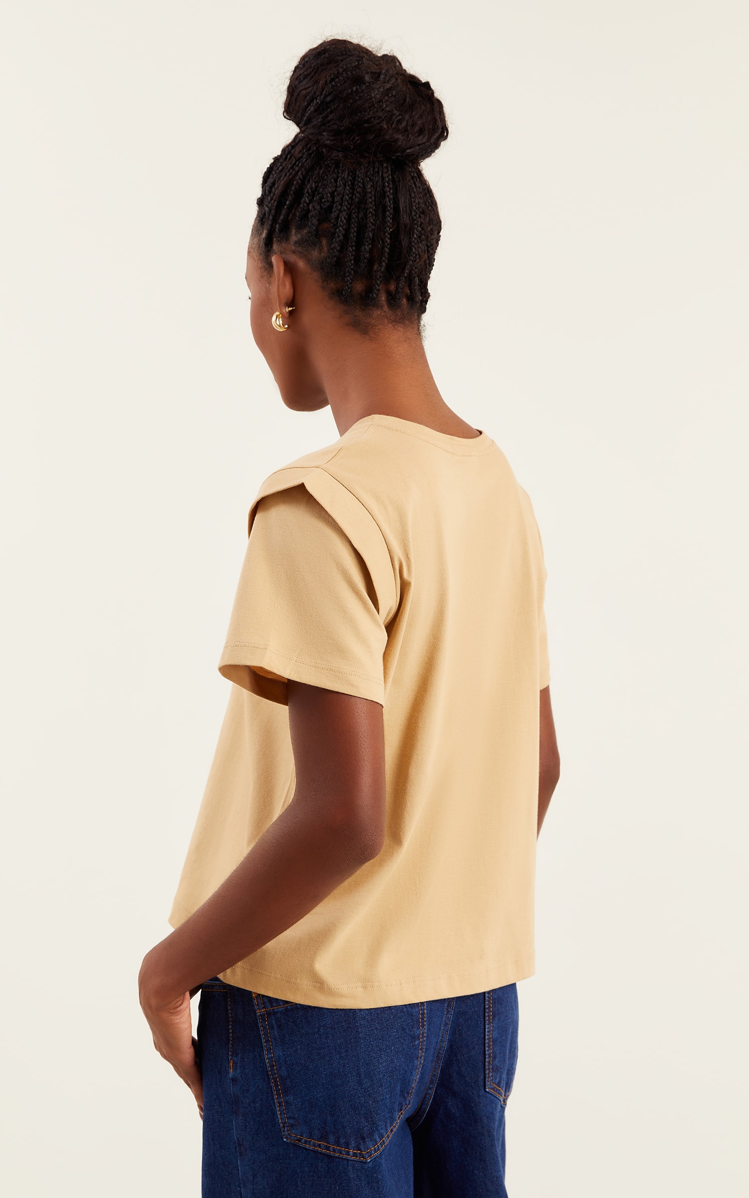 Tshirt Detalhe Manga Bege