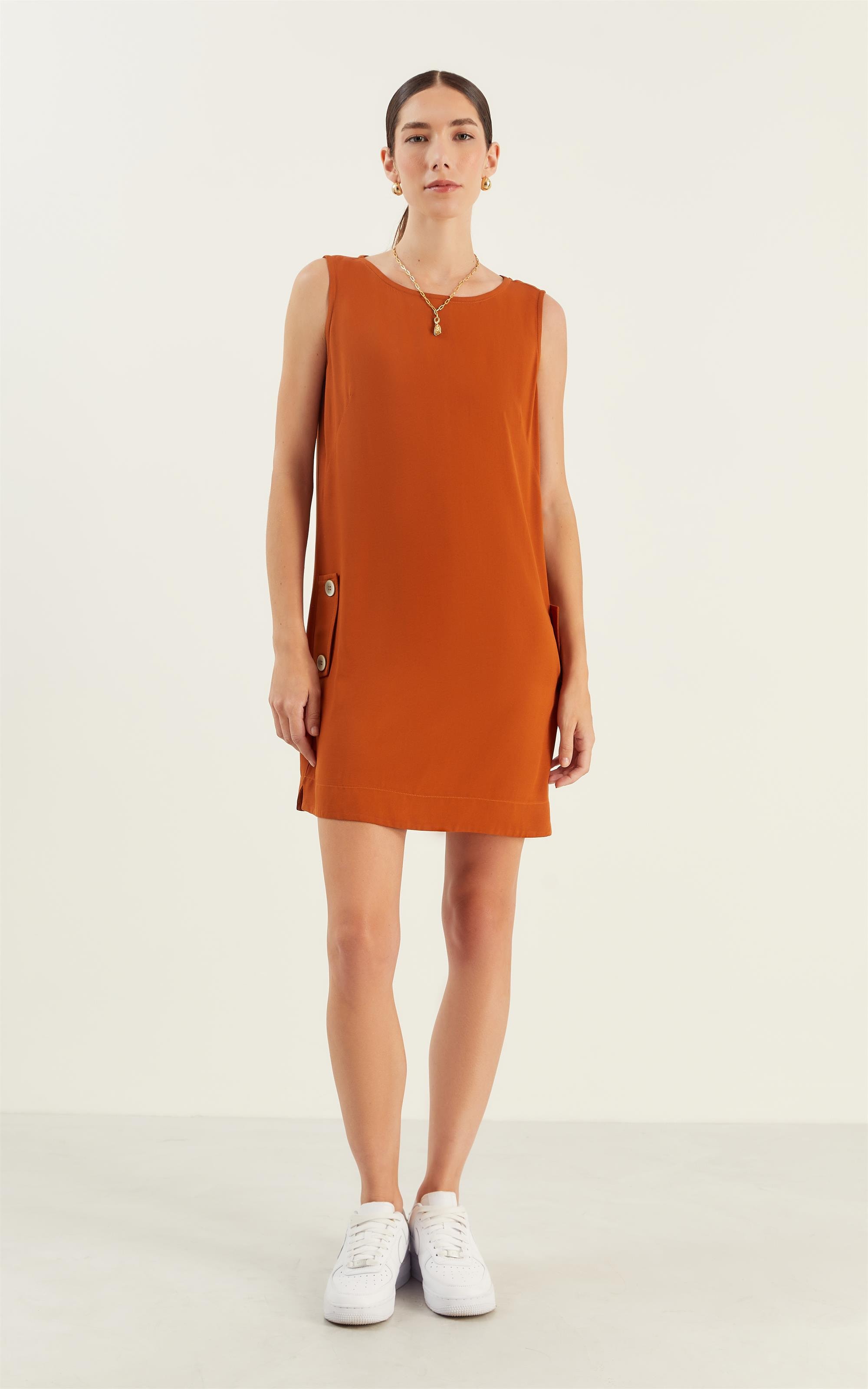Vestido Basic Cave Caramelo
