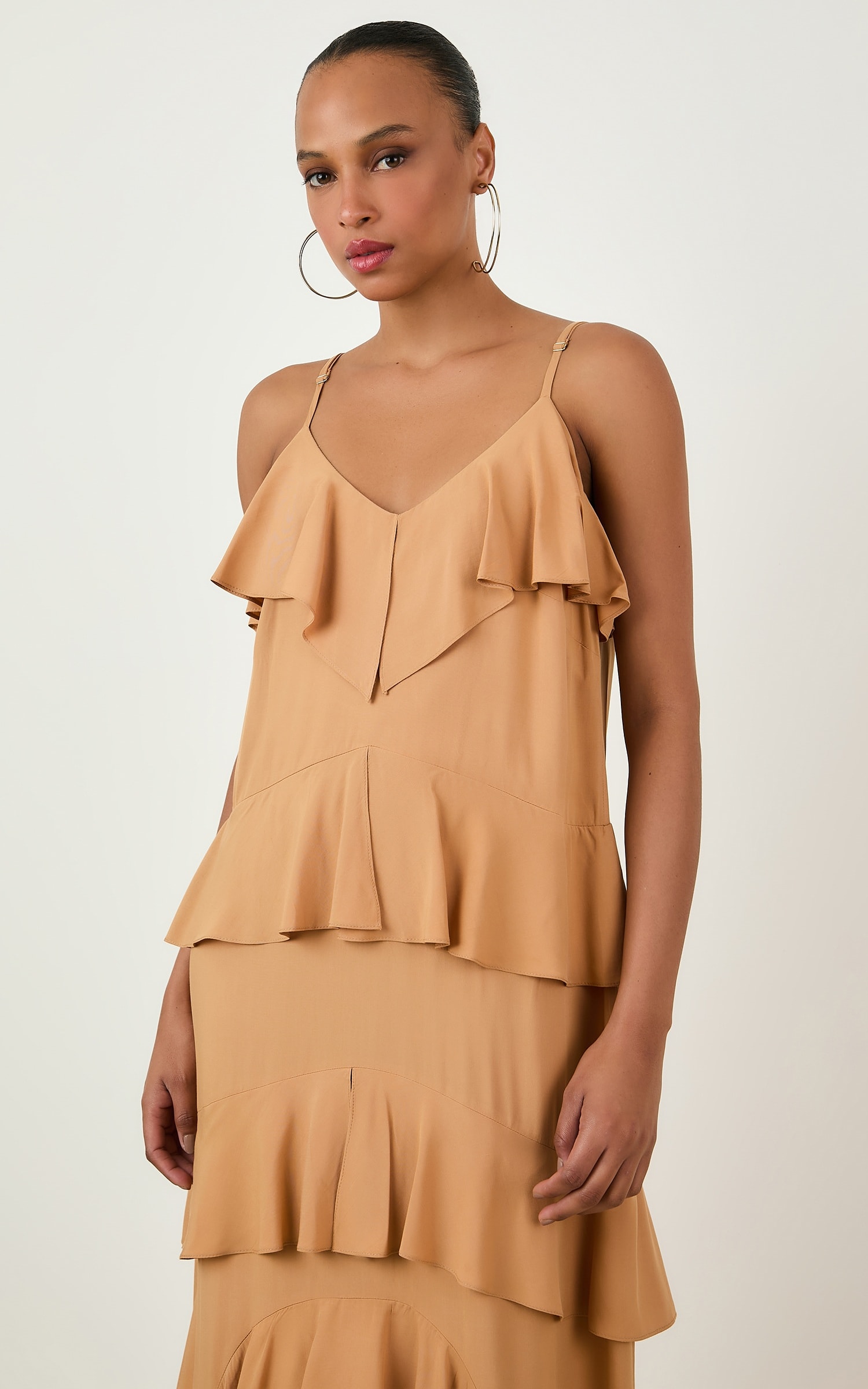 Vestido Cropped Babados Caqui