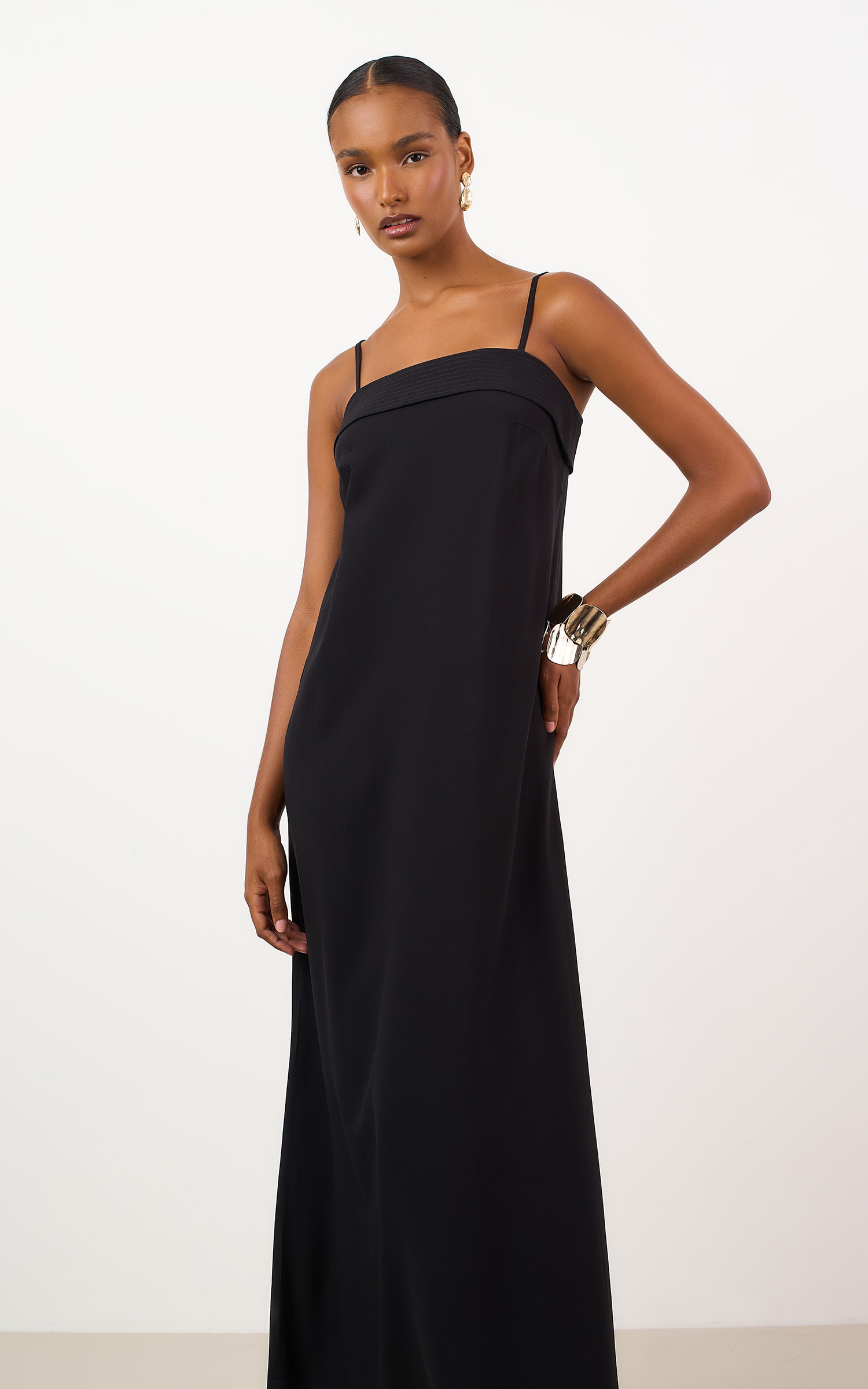 Vestido Cropped Latte Preto