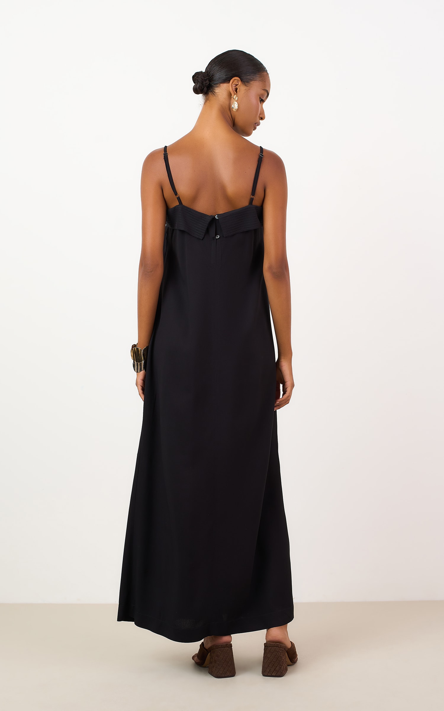 Vestido Cropped Latte Preto