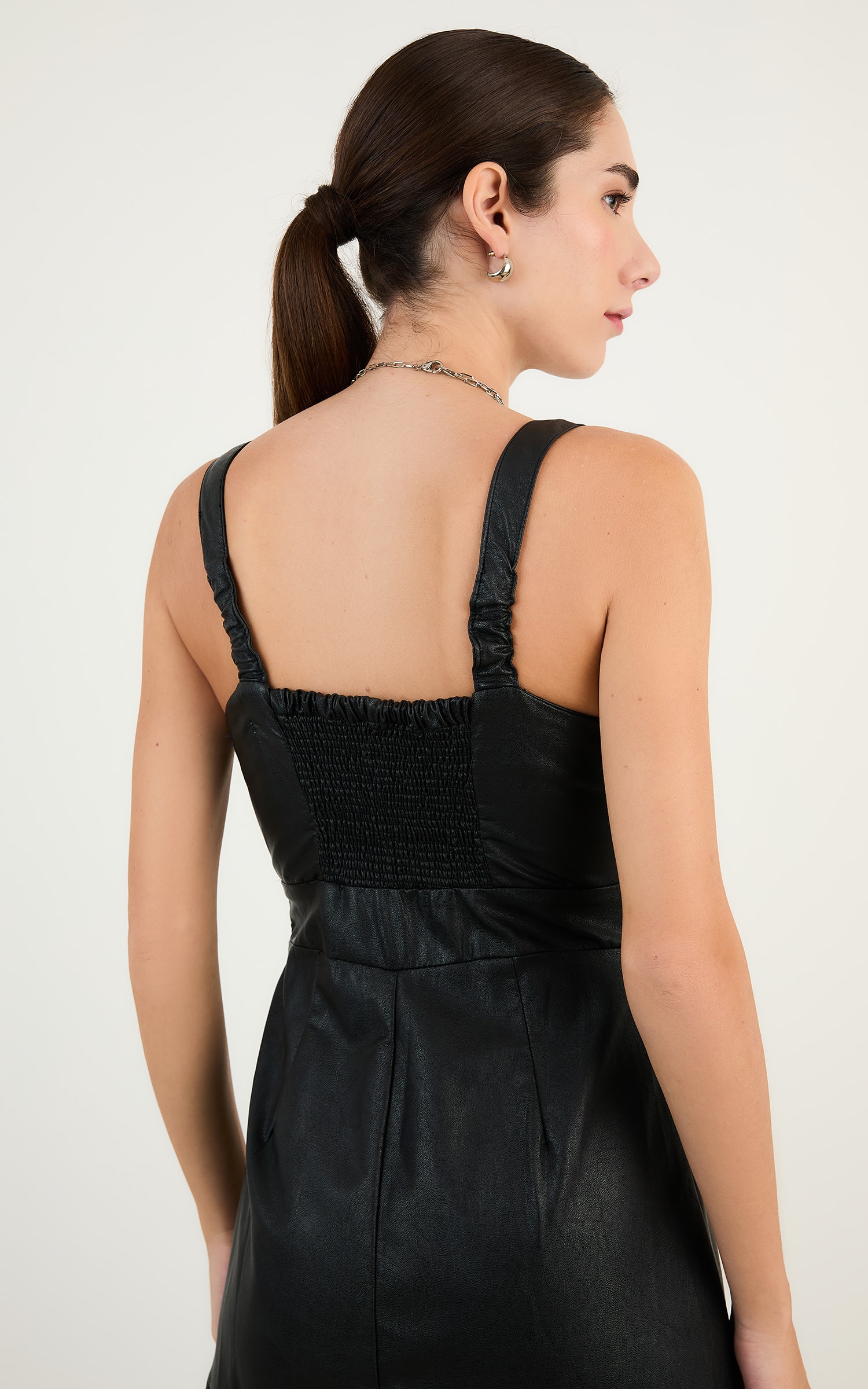 Vestido Cropped Like Leather Preto