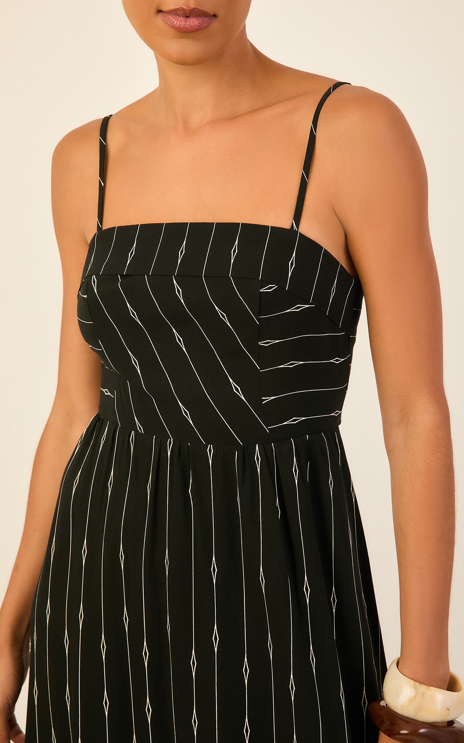 Vestido Cropped Tela Preto