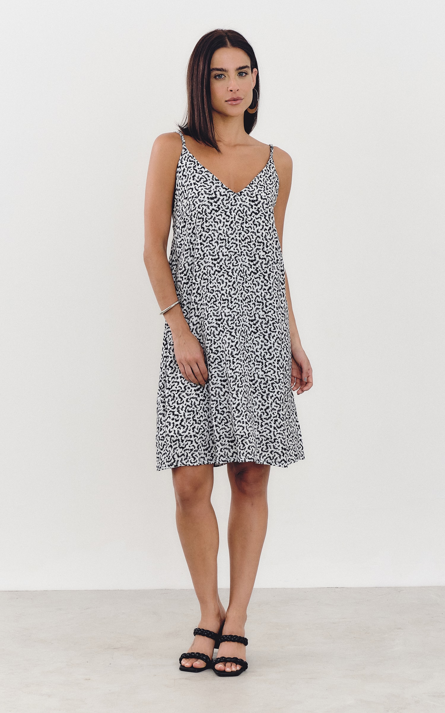 Vestido Curto Abstrato