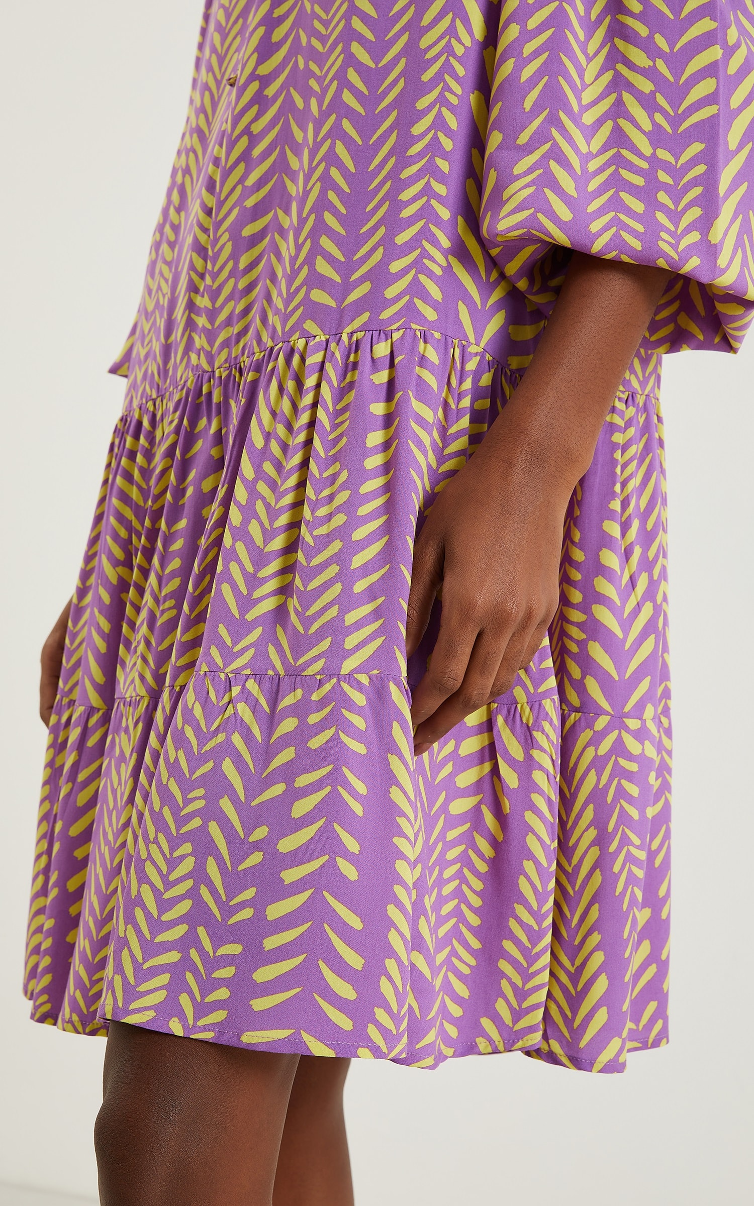 Vestido Curto Colorir Roxo