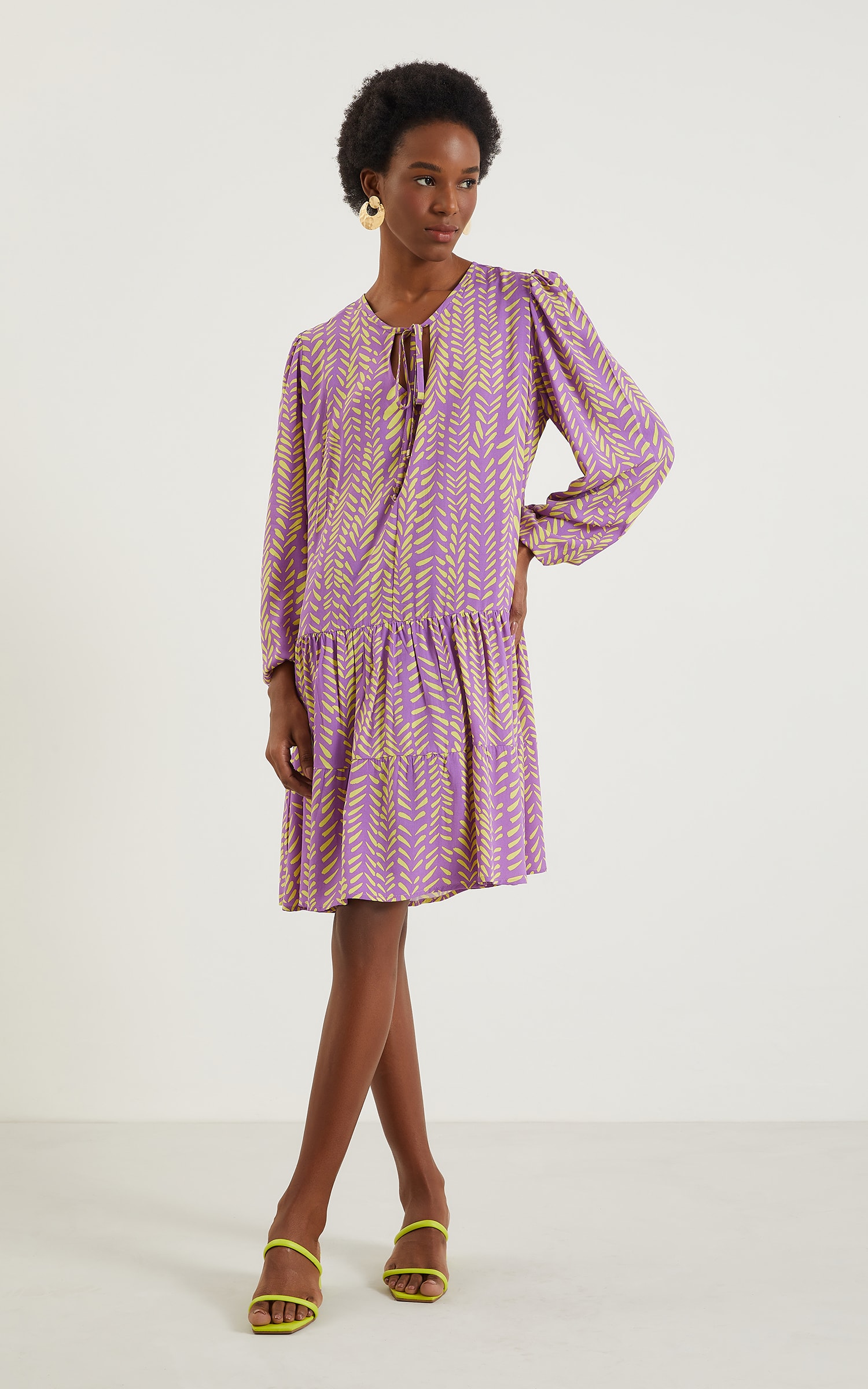 Vestido Curto Colorir Roxo