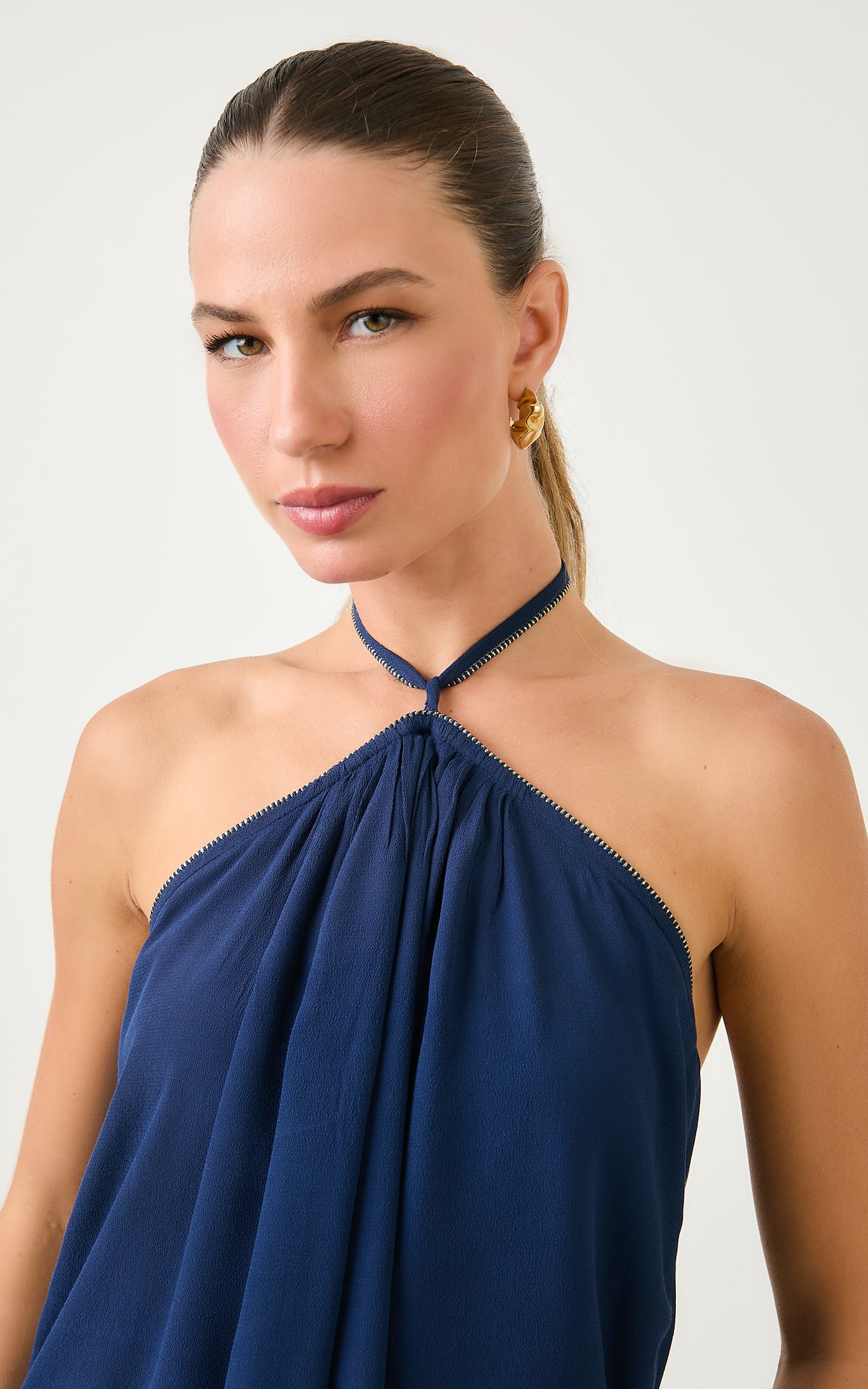 Vestido Curto Decote Costas Dom Marinho