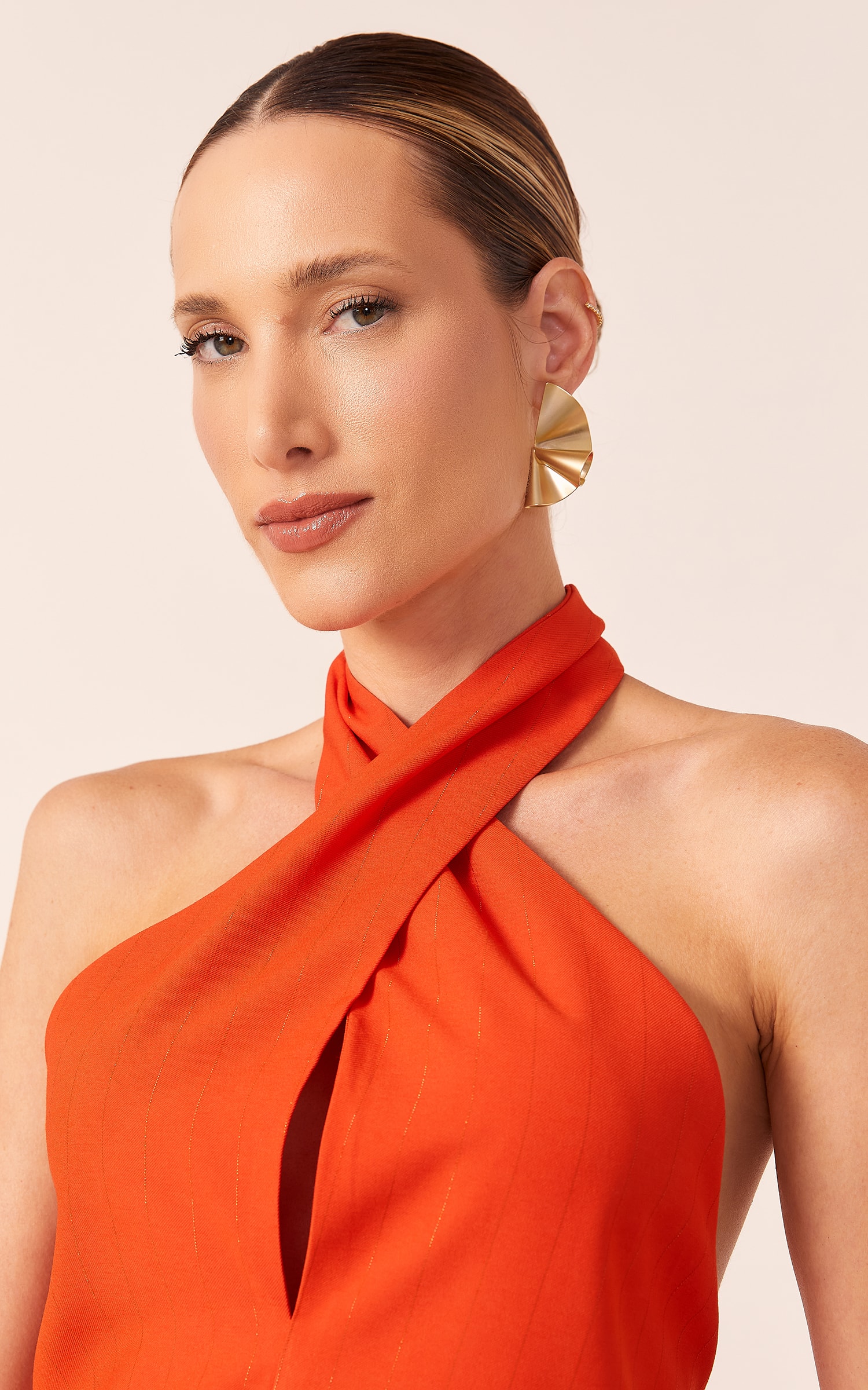 Vestido Curto Elemento Detalhe Cruzado Vermelho