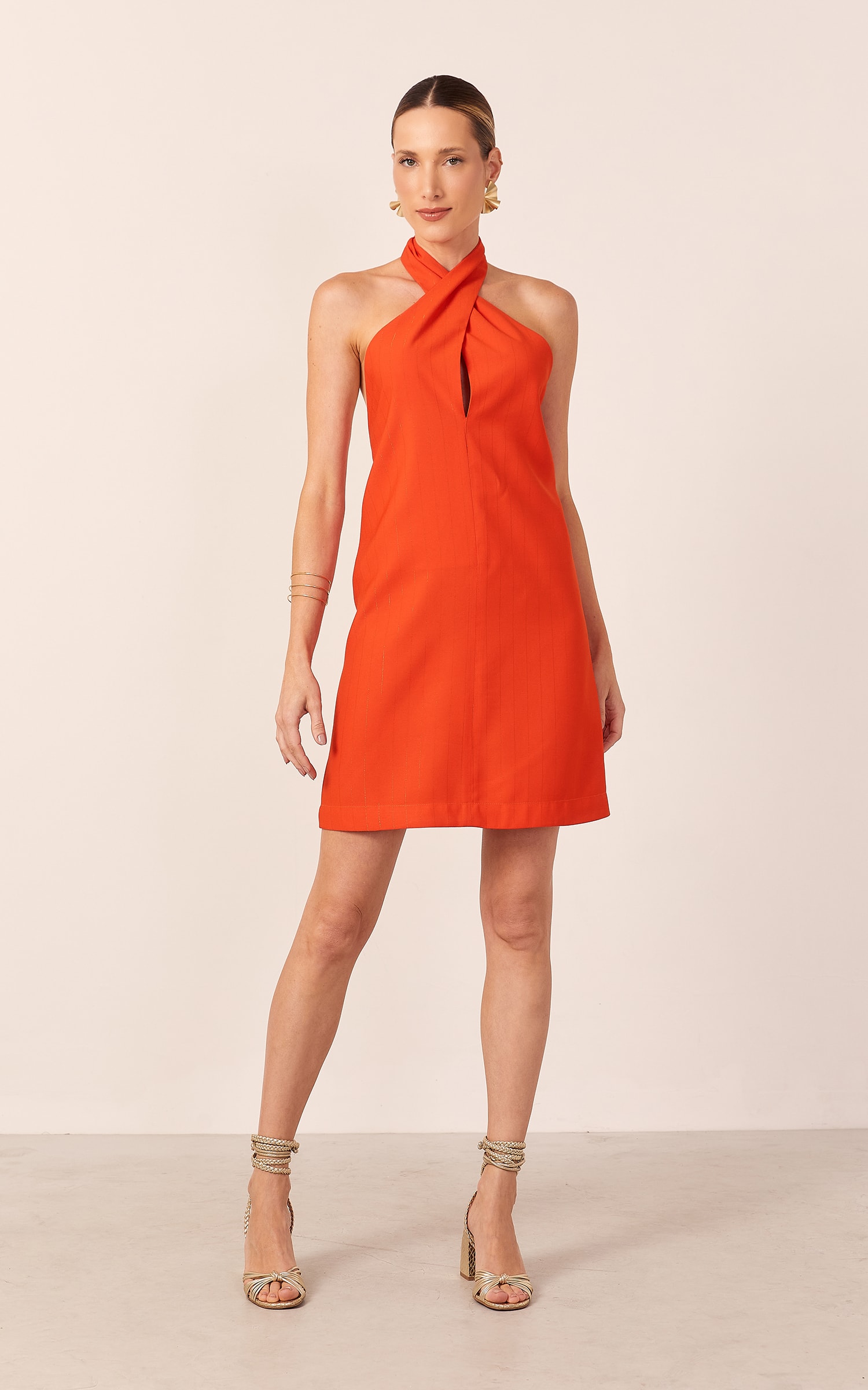 Vestido Curto Elemento Detalhe Cruzado Vermelho