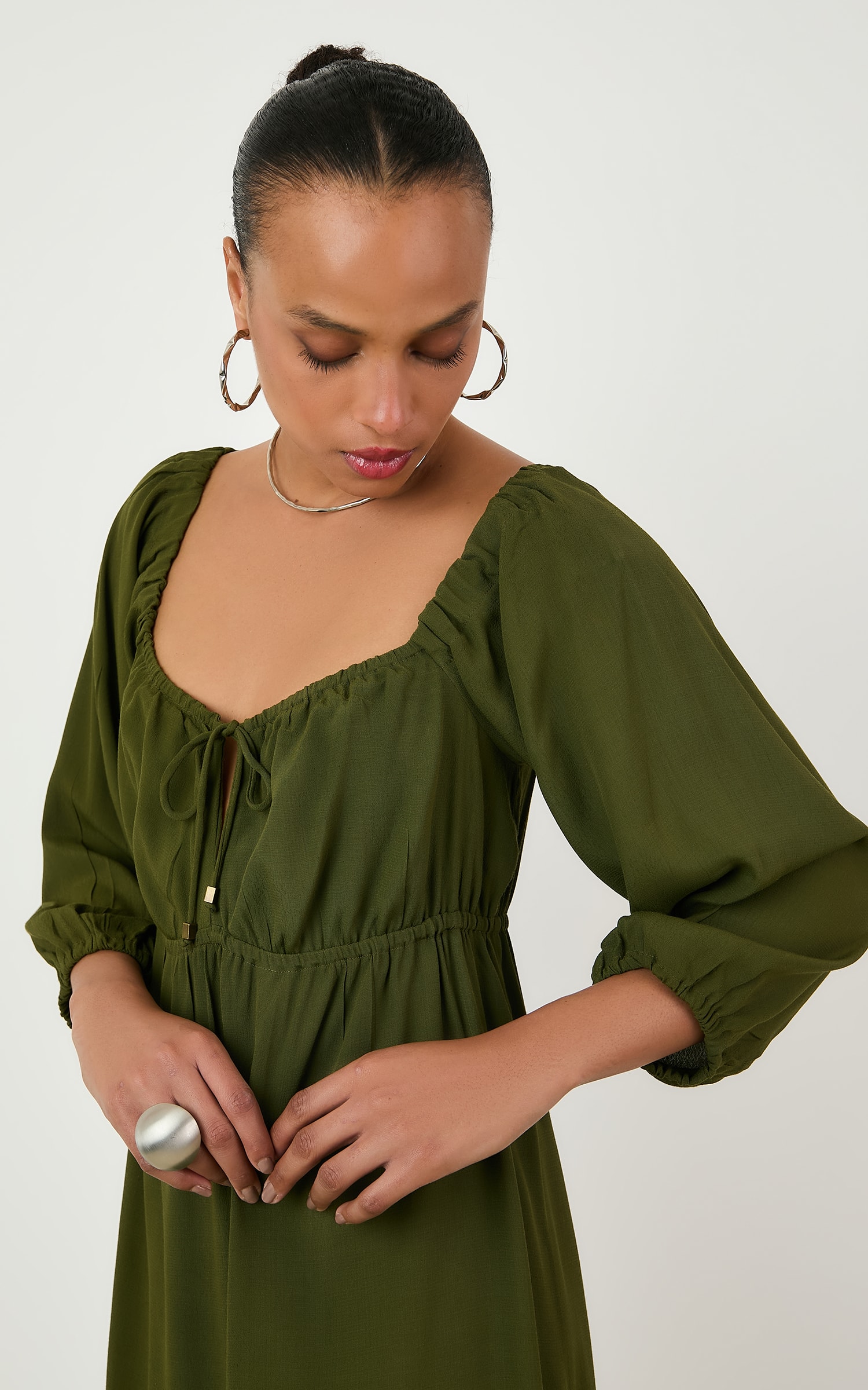 Vestido Curto Hibisco Verde Musgo