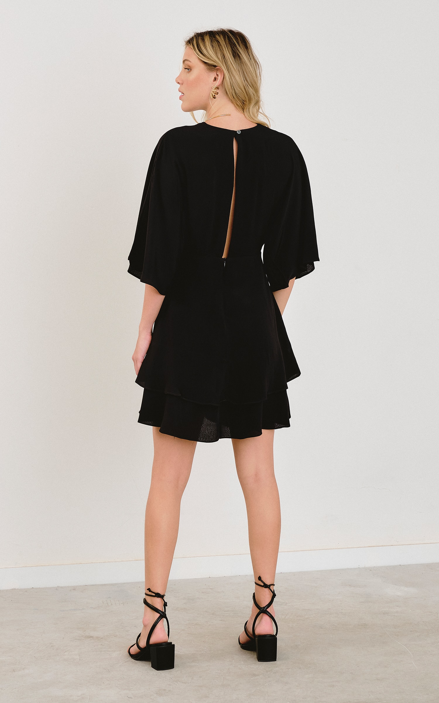 Vestido Curto Juazeiro Preto