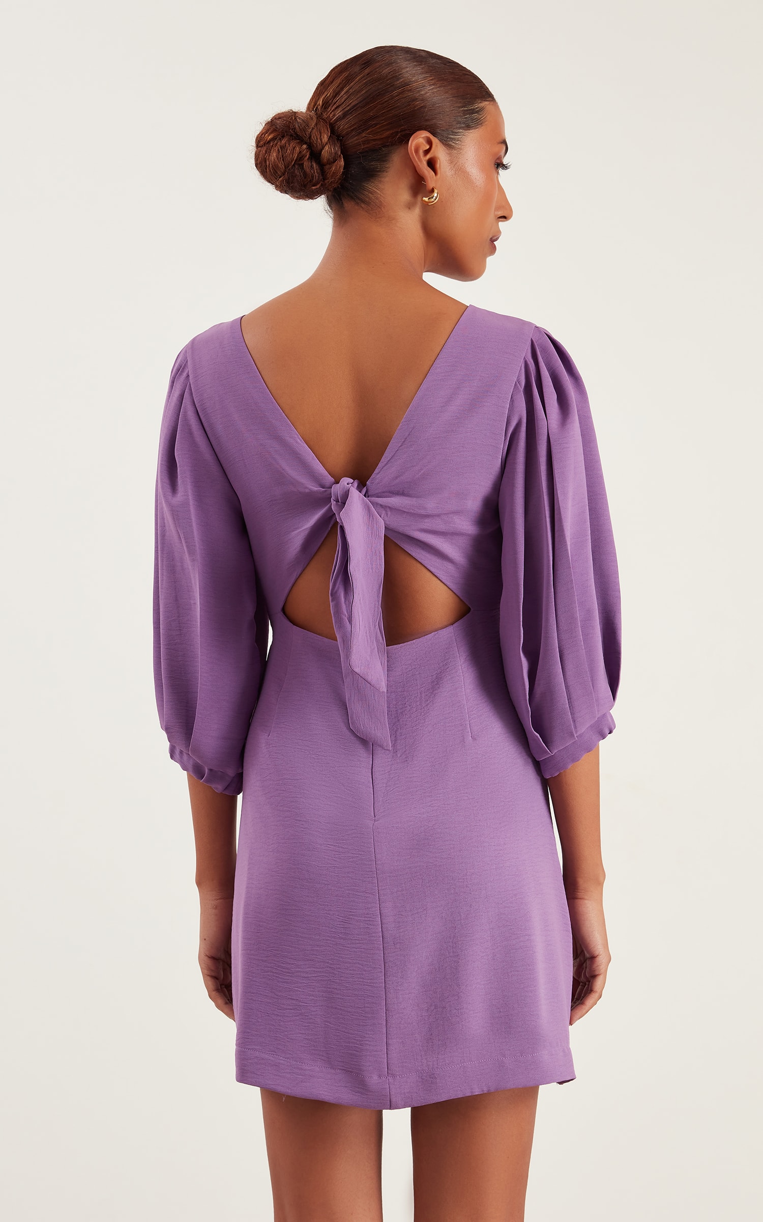 Vestido Curto Minimal Violeta