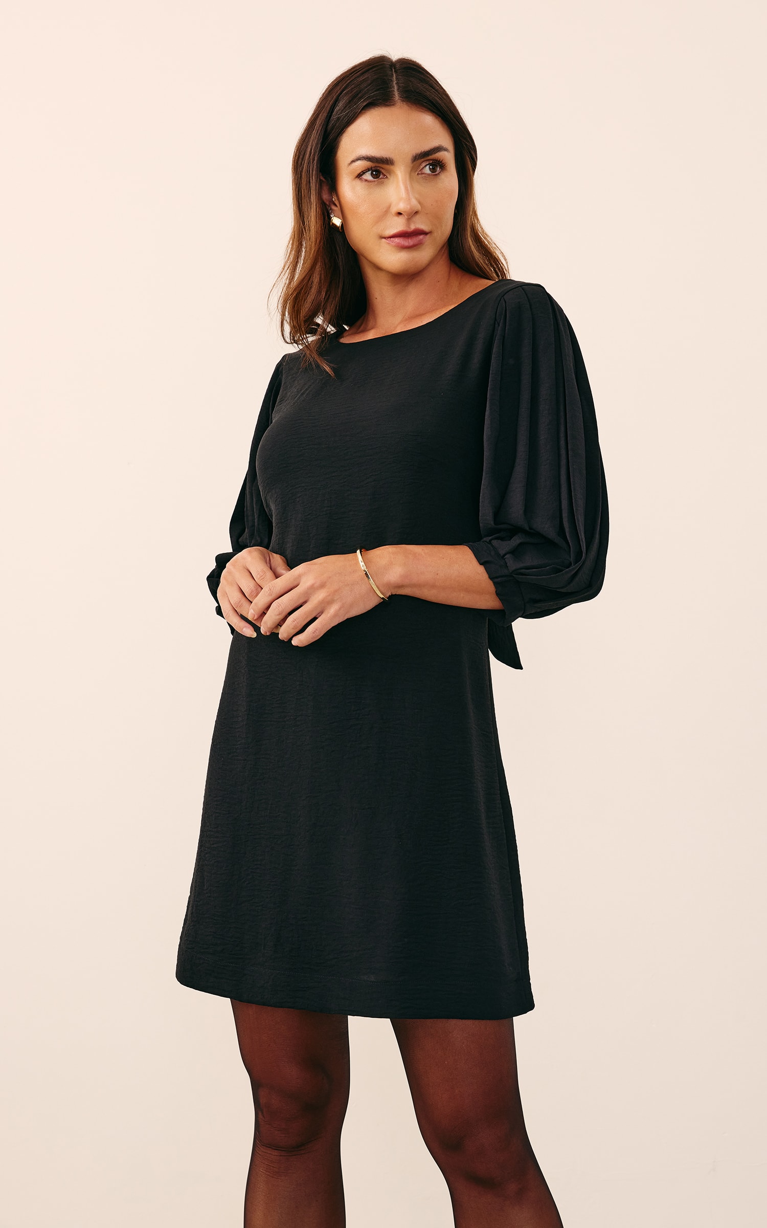 Vestido Curto Nascer Preto