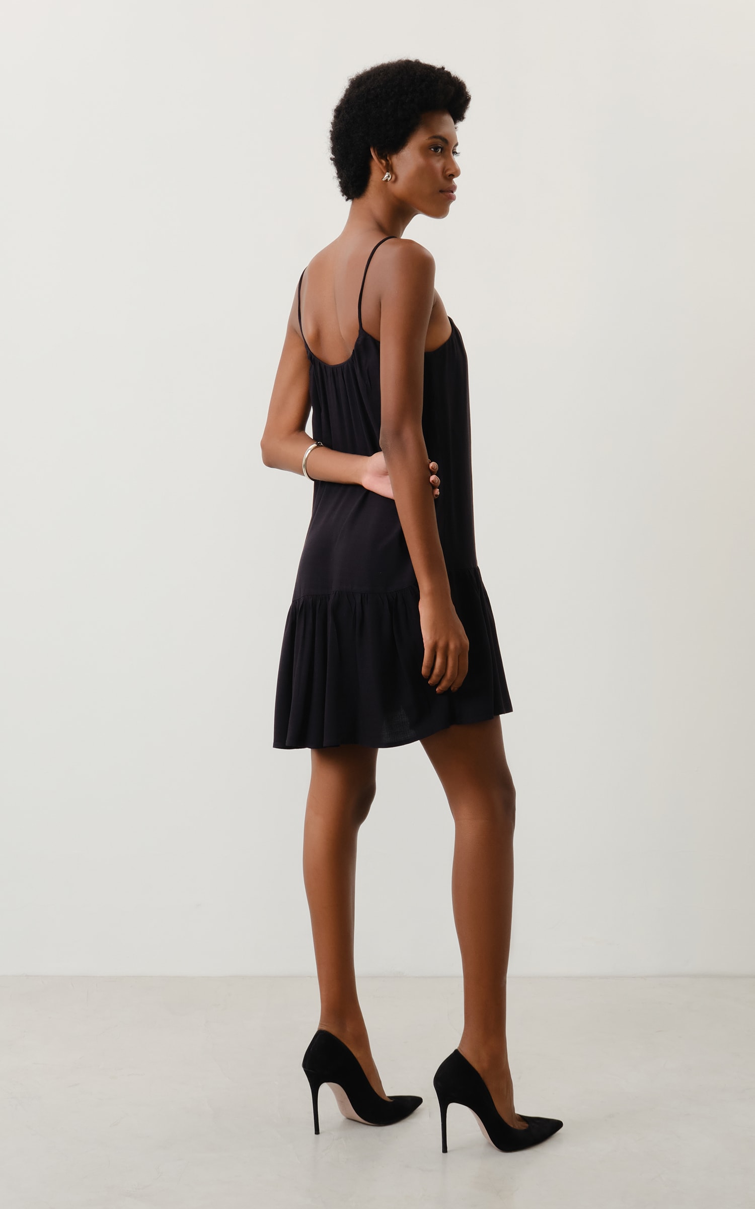 Vestido Curto Nepal Preto