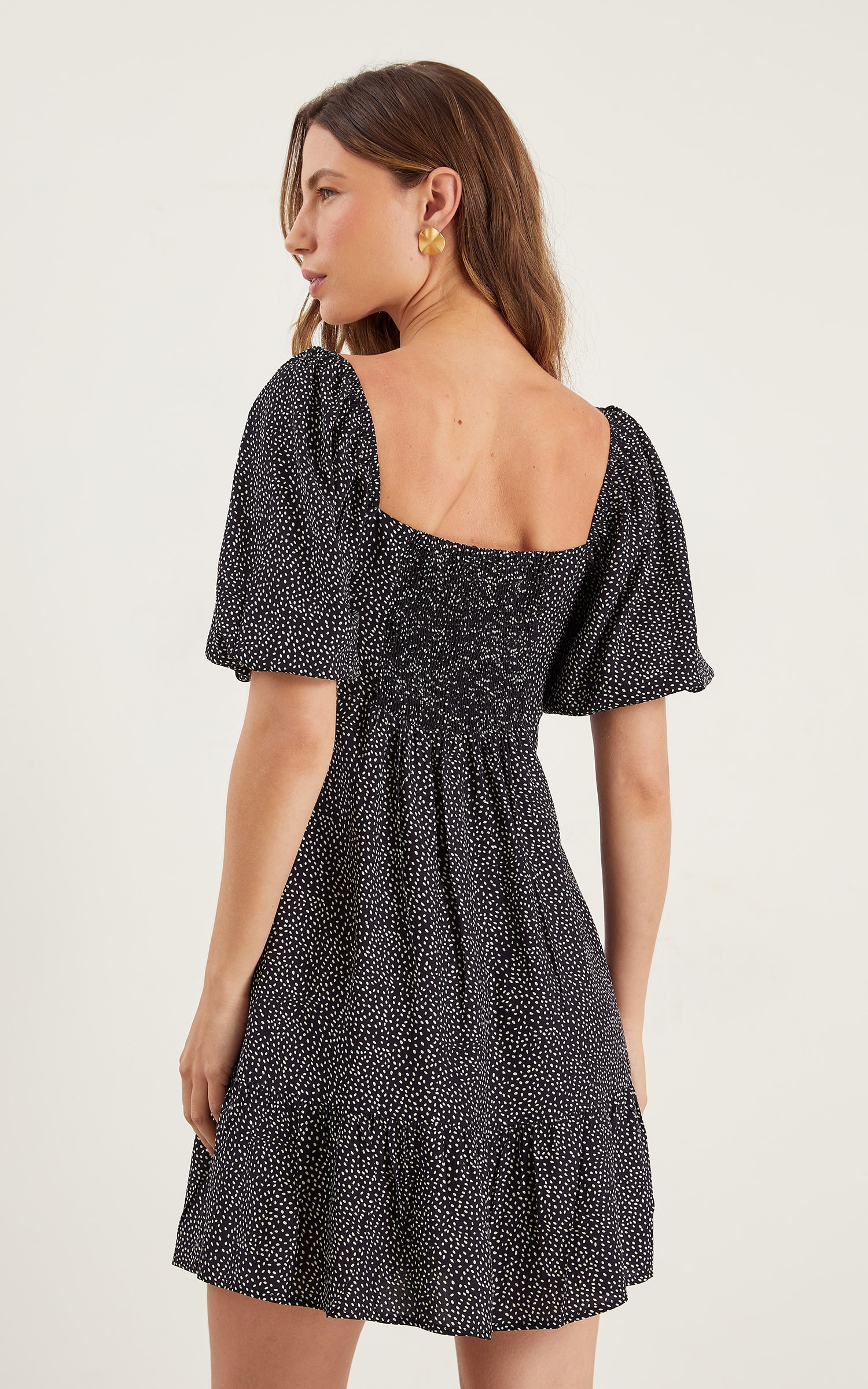 Vestido Curto Pepper Detalhe Manga Preto