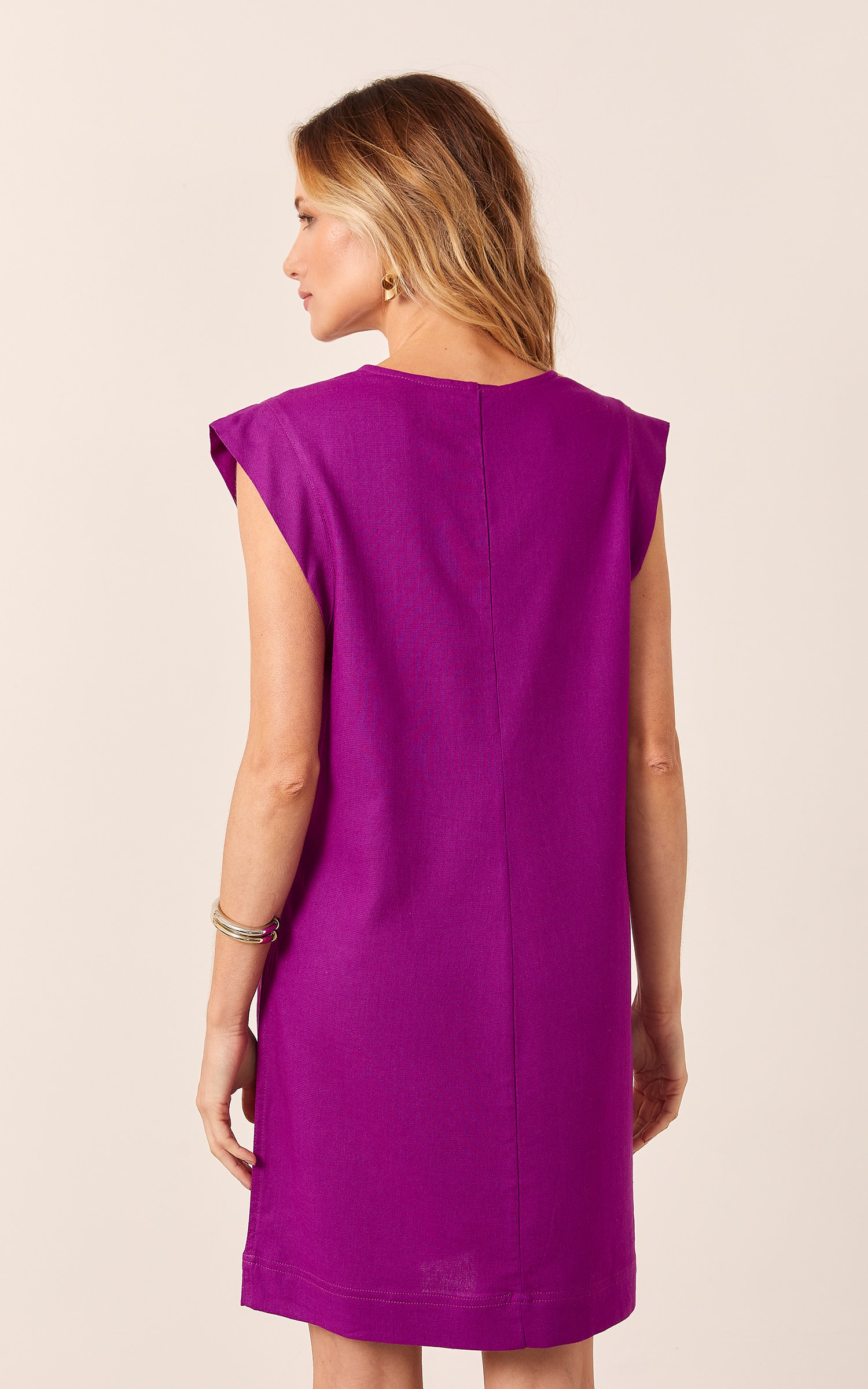 Vestido Curto Pespontos Roxo