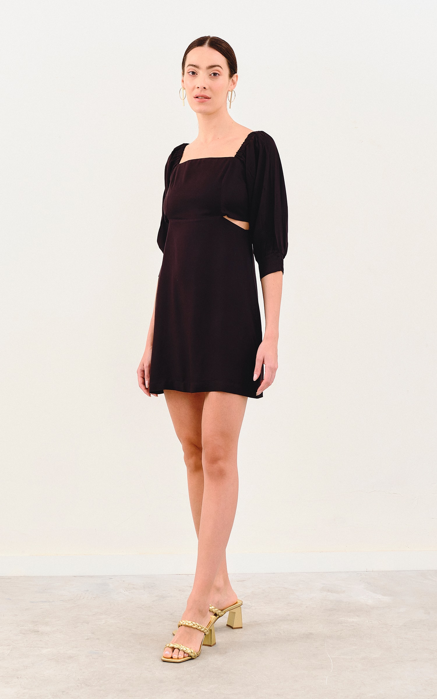 Vestido Curto Resort Preto
