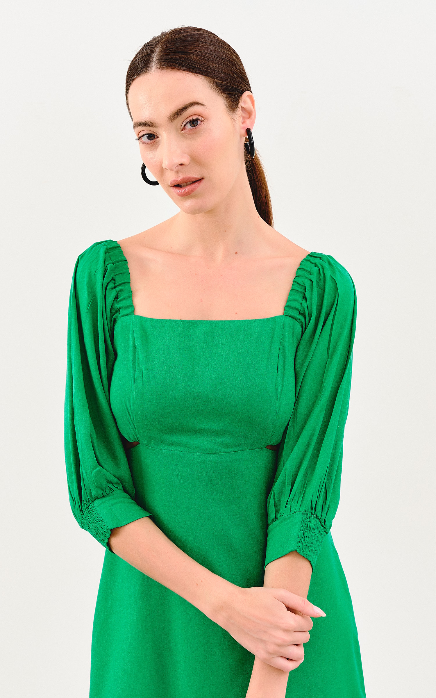 Vestido Curto Resort Verde Bandeira