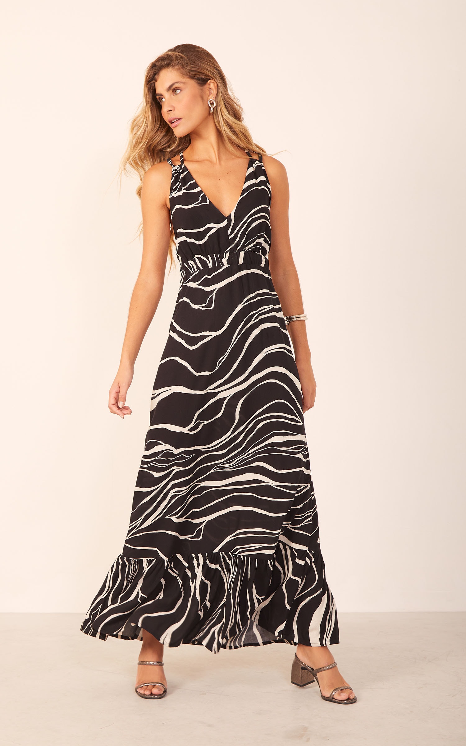 Vestido Decote Costas Estampa Lina Preto