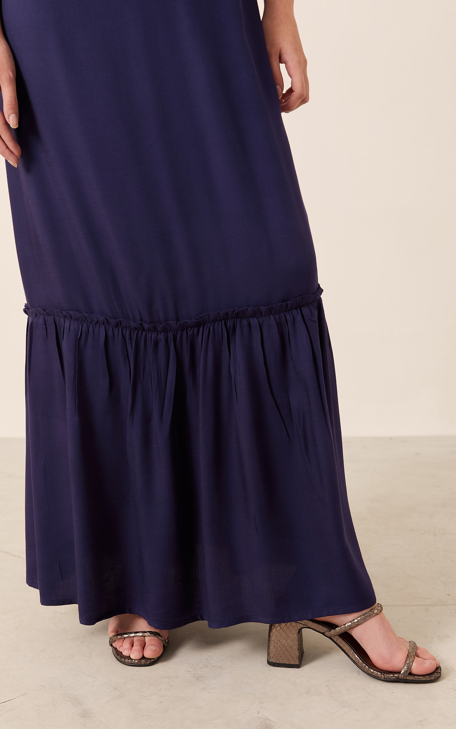 Vestido Decote Laço Midi Marinho