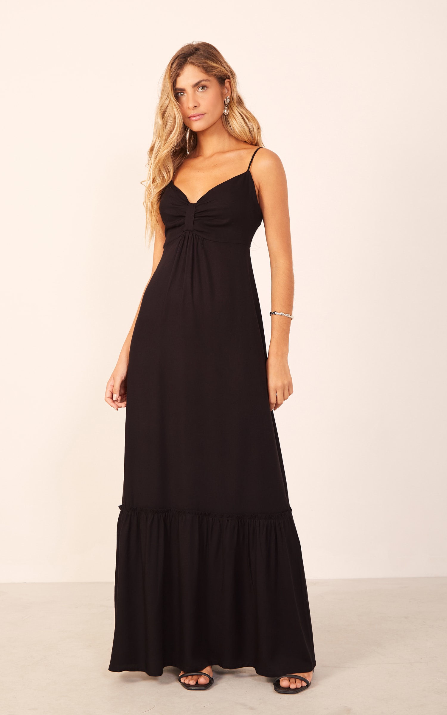 Vestido Decote Laço Midi Preto