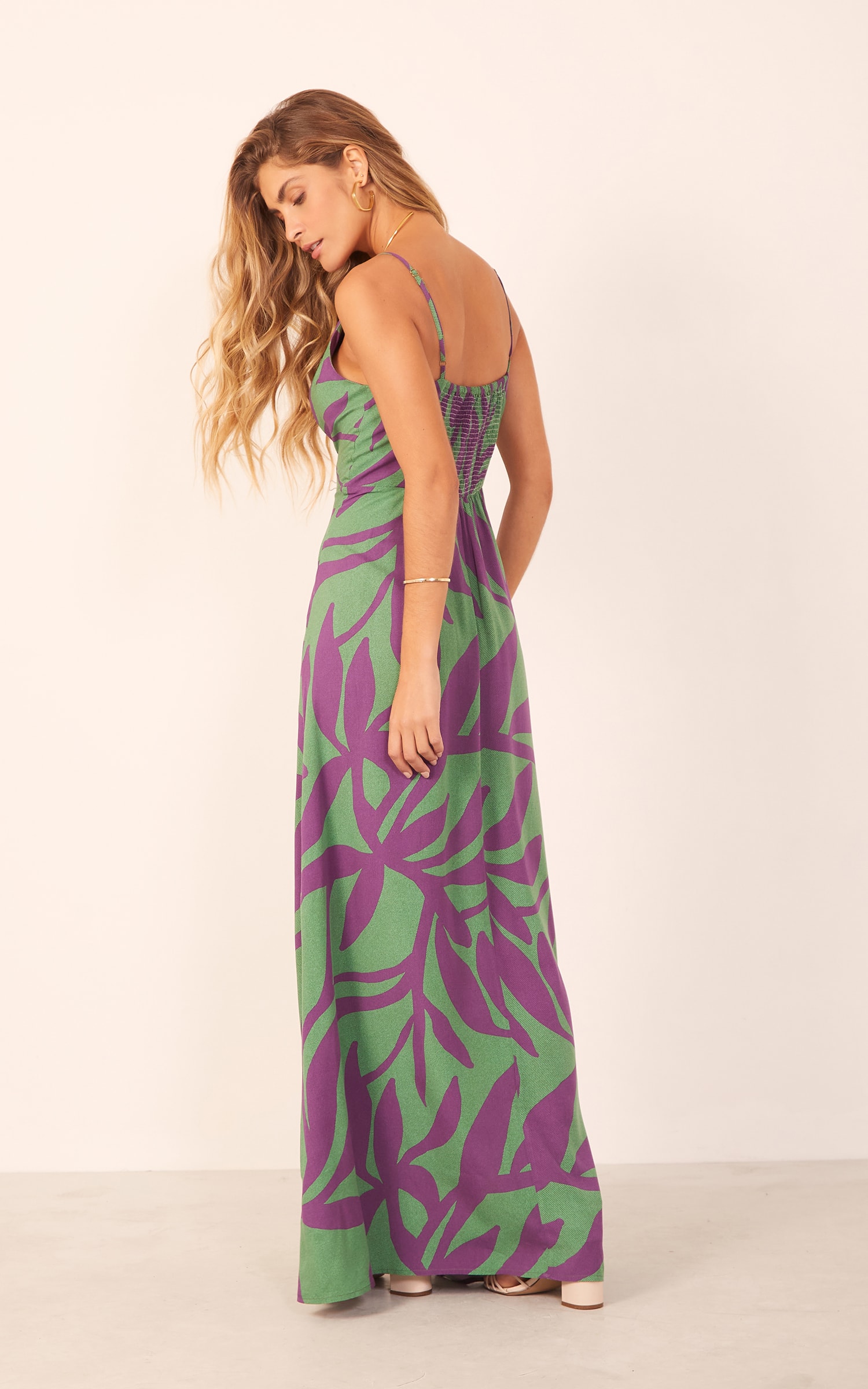 Vestido Florescer Decote Busto Verde Militar