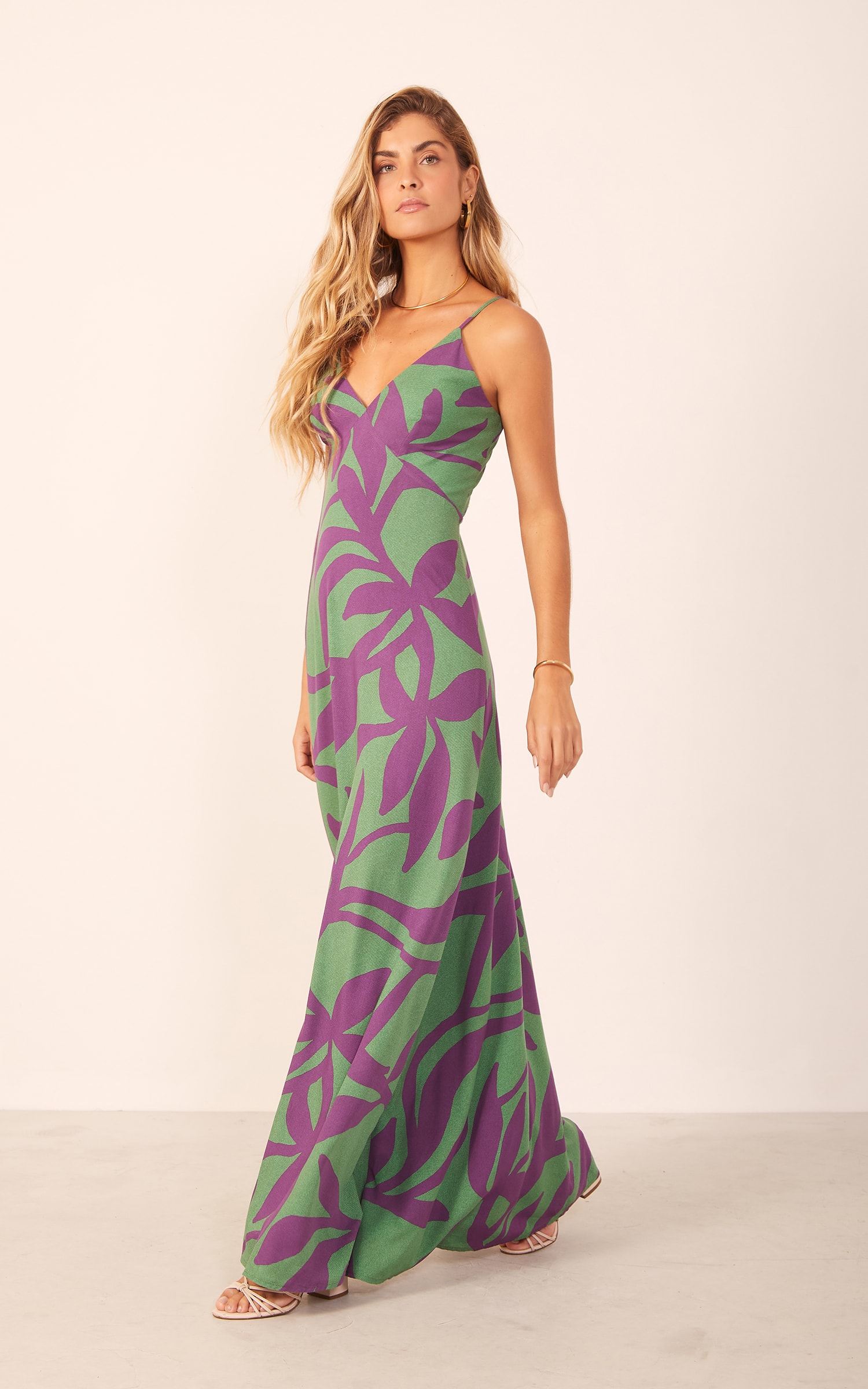 Vestido Florescer Decote Busto Verde Militar