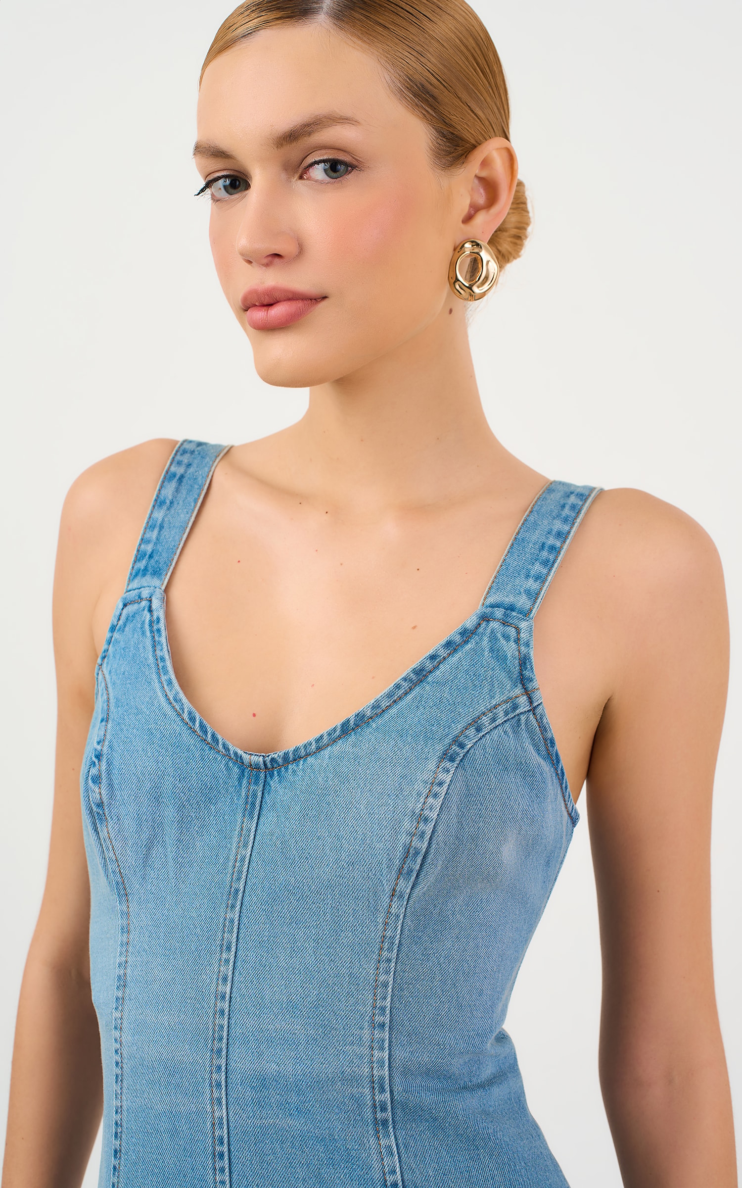 Vestido Jeans Decote v Jeans Medio