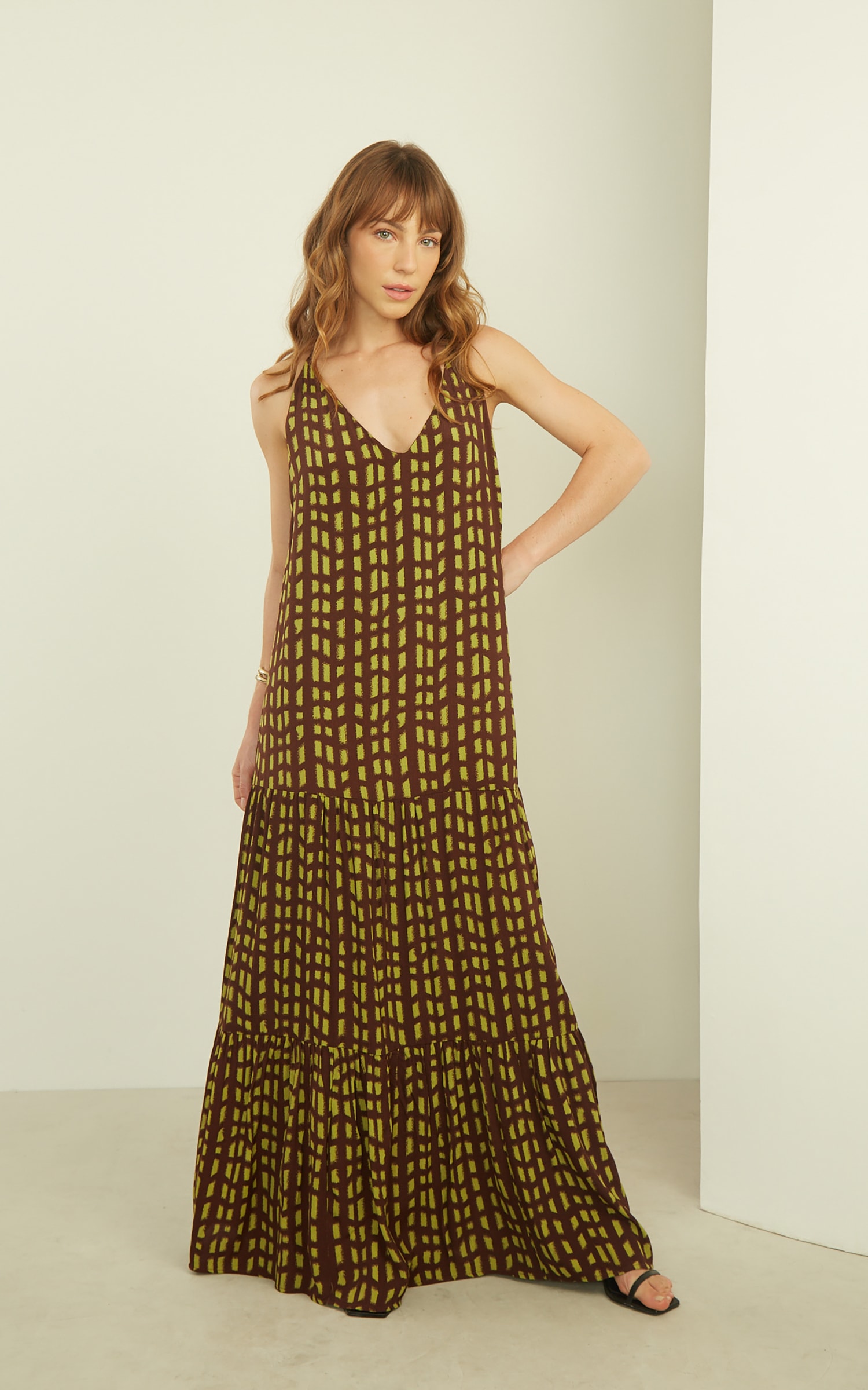 Vestido Longo Esmeralda Marrom